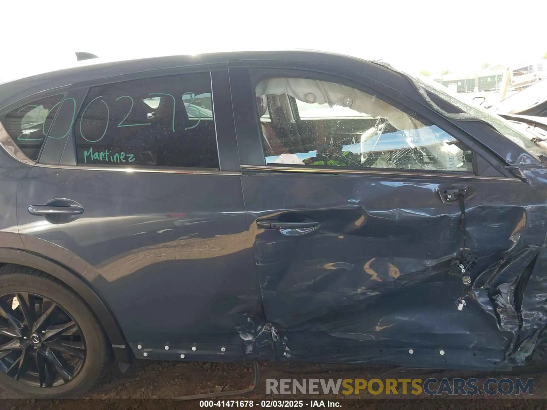 13 Photograph of a damaged car JM3KFBCM5P0155937 MAZDA CX-5 2023
