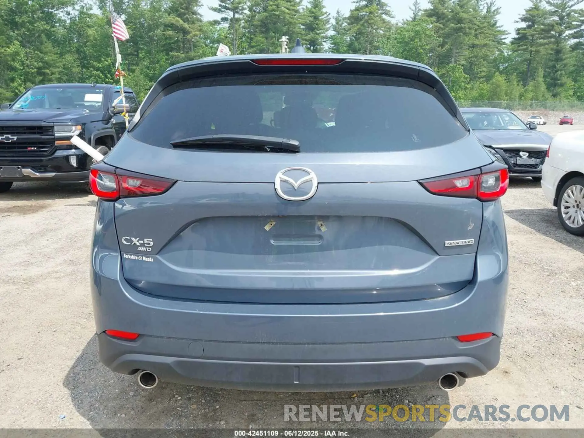 16 Photograph of a damaged car JM3KFBCM5P0179462 MAZDA CX-5 2023