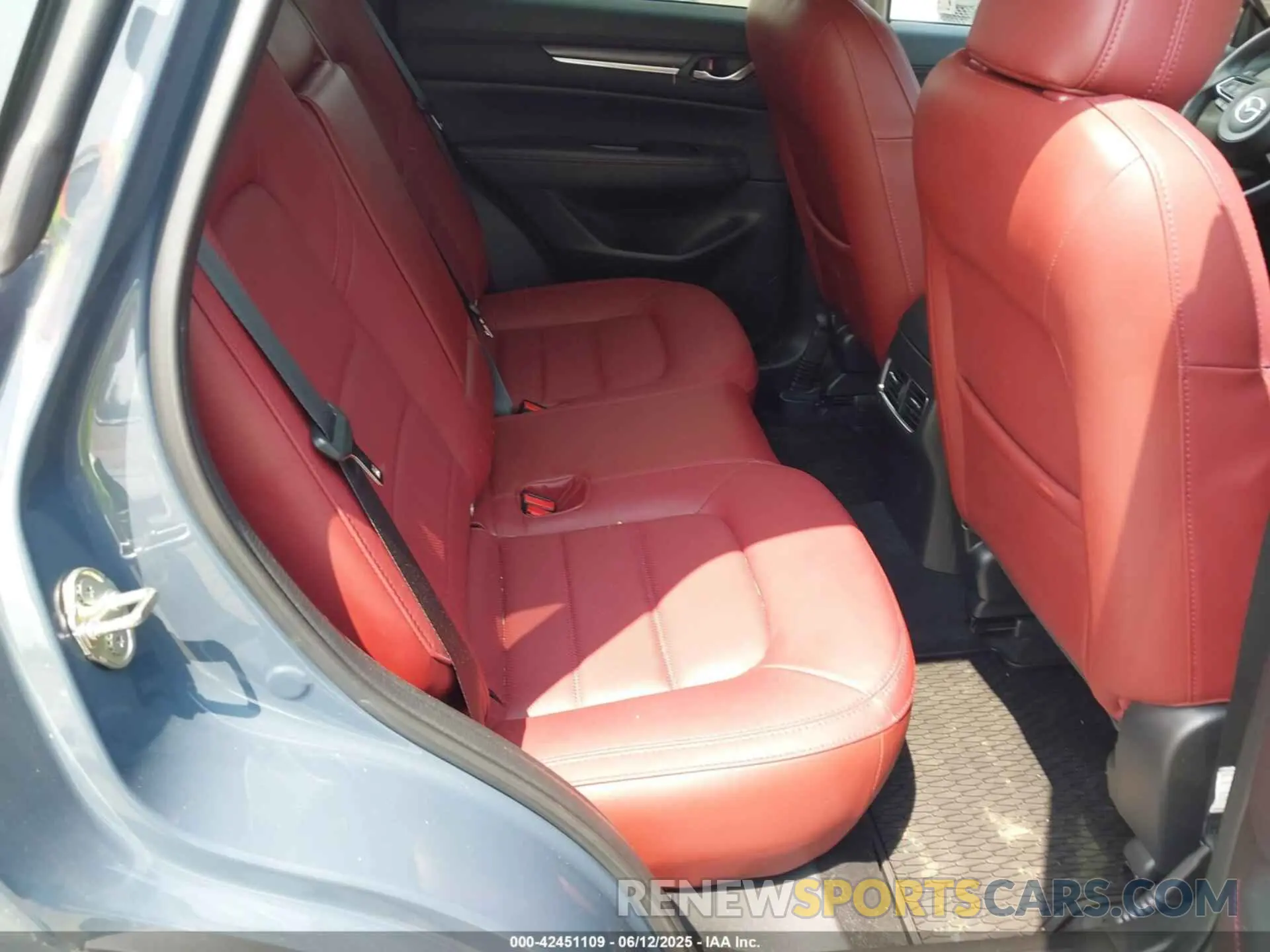 8 Photograph of a damaged car JM3KFBCM5P0179462 MAZDA CX-5 2023