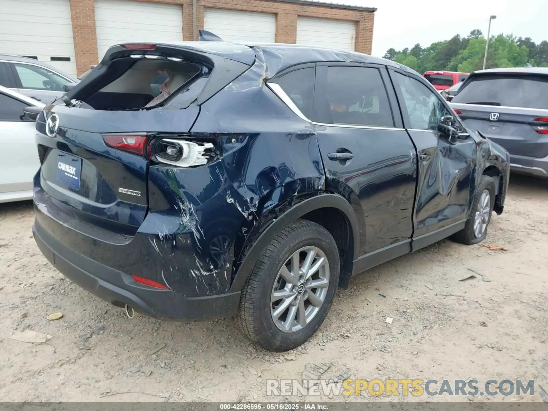 4 Photograph of a damaged car JM3KFBCM6P0251947 MAZDA CX-5 2023