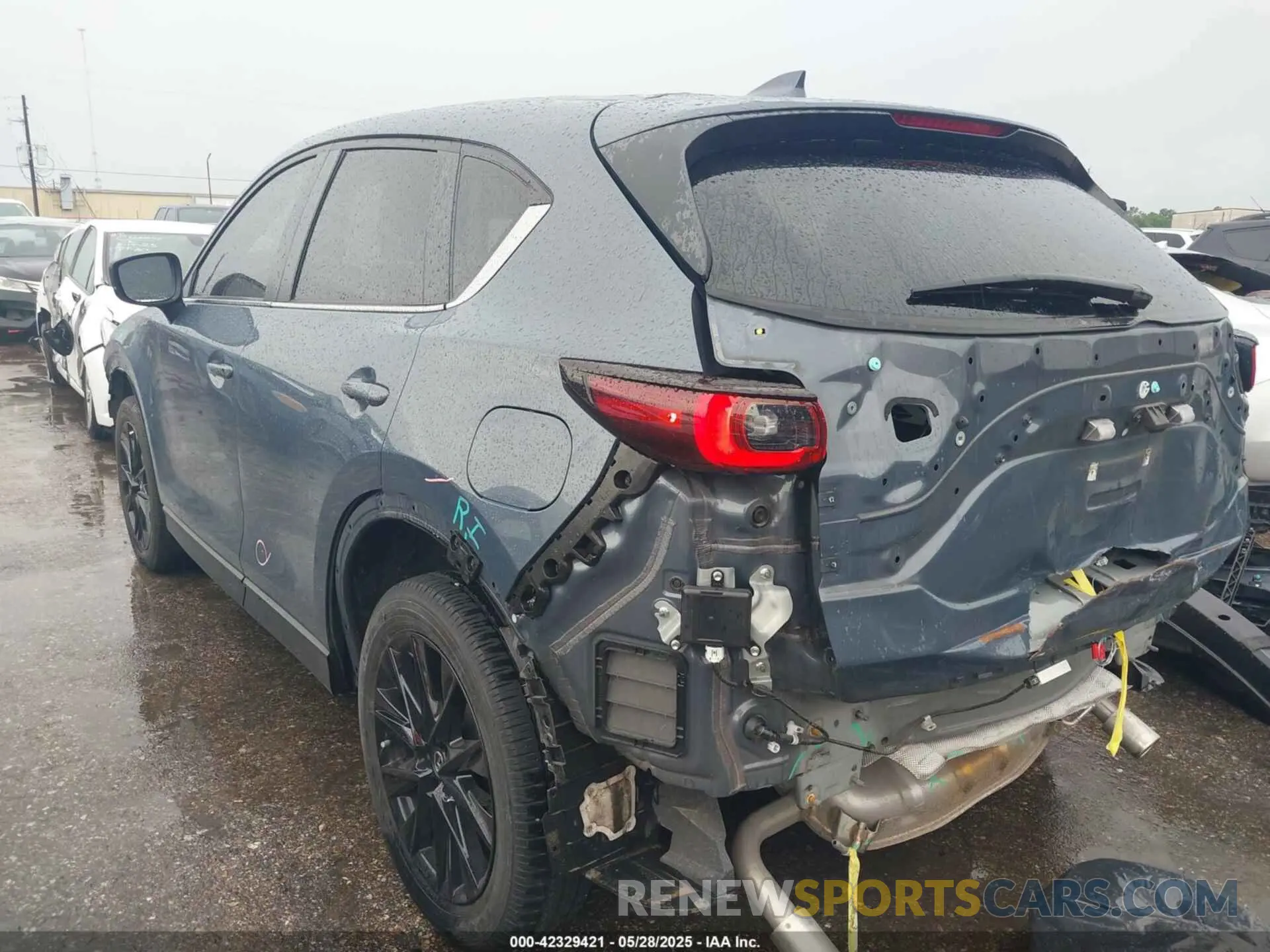 3 Photograph of a damaged car JM3KFBCM7P0104374 MAZDA CX-5 2023