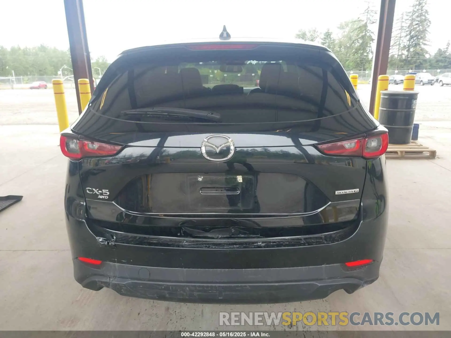 17 Photograph of a damaged car JM3KFBCM8P0140333 MAZDA CX-5 2023
