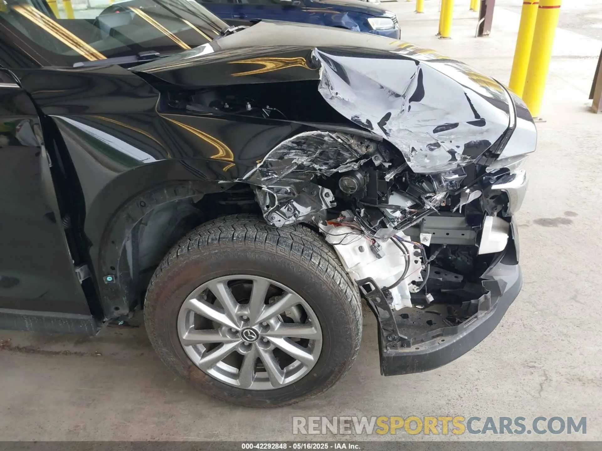 6 Photograph of a damaged car JM3KFBCM8P0140333 MAZDA CX-5 2023