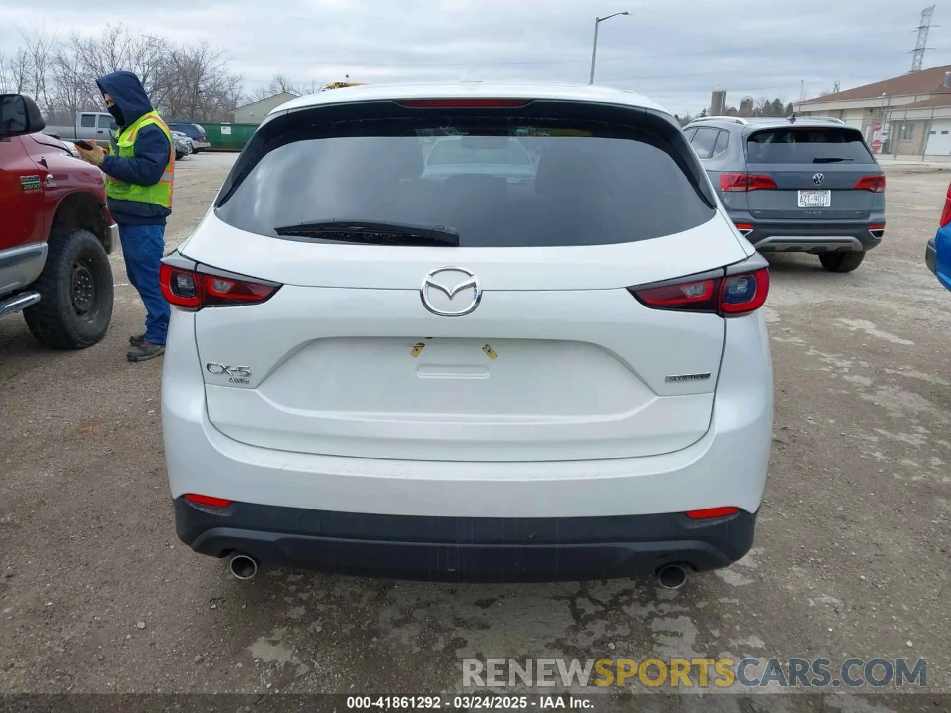 16 Photograph of a damaged car JM3KFBCM8P0187510 MAZDA CX-5 2023