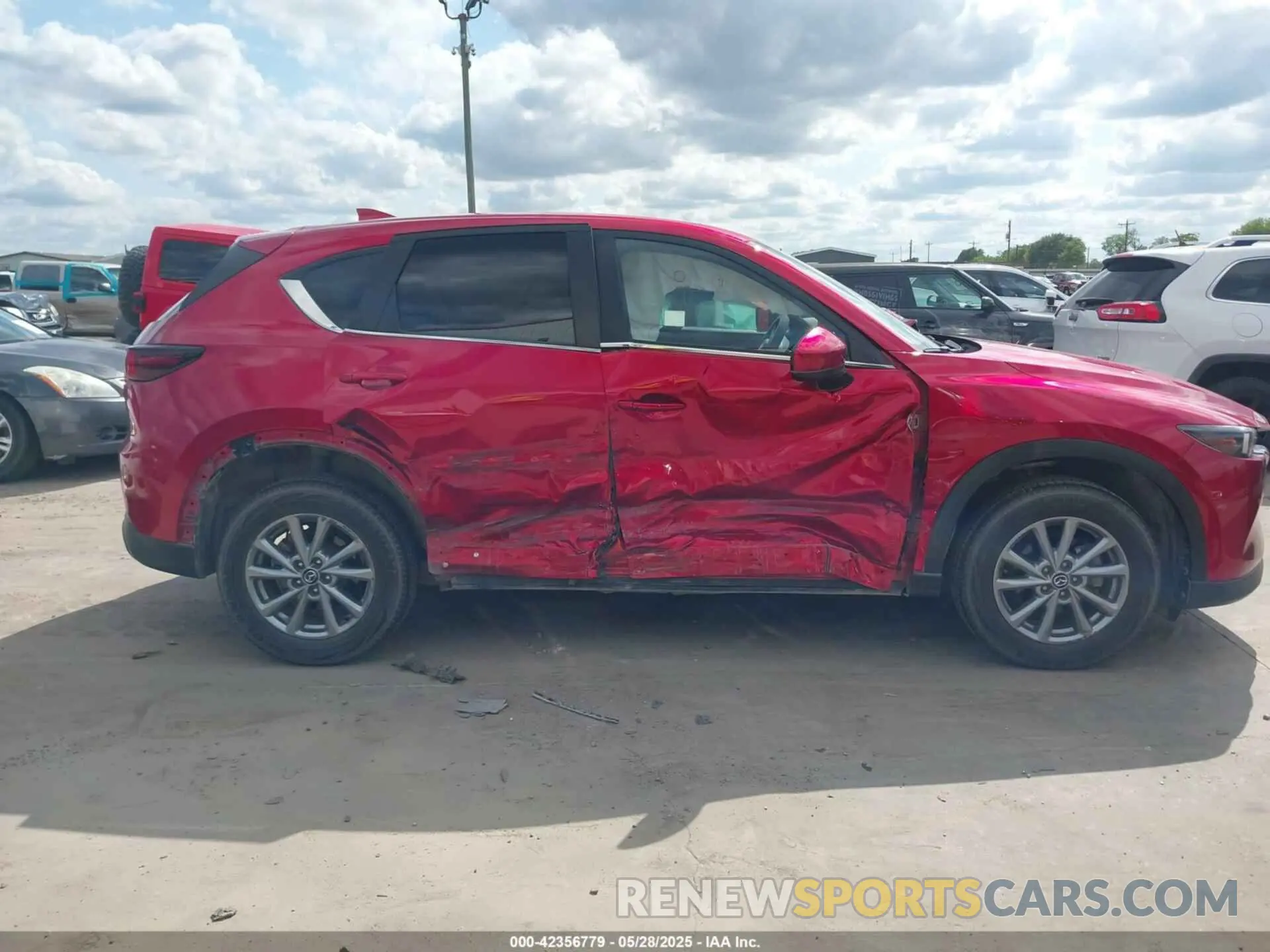 13 Photograph of a damaged car JM3KFBCM8P0256180 MAZDA CX-5 2023