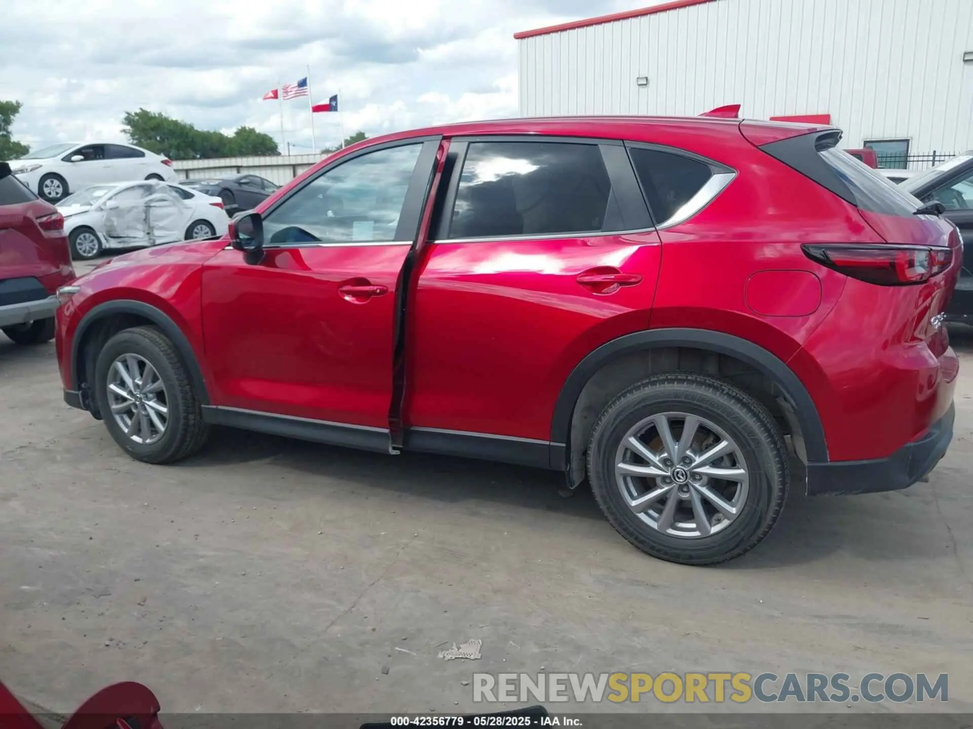 14 Photograph of a damaged car JM3KFBCM8P0256180 MAZDA CX-5 2023