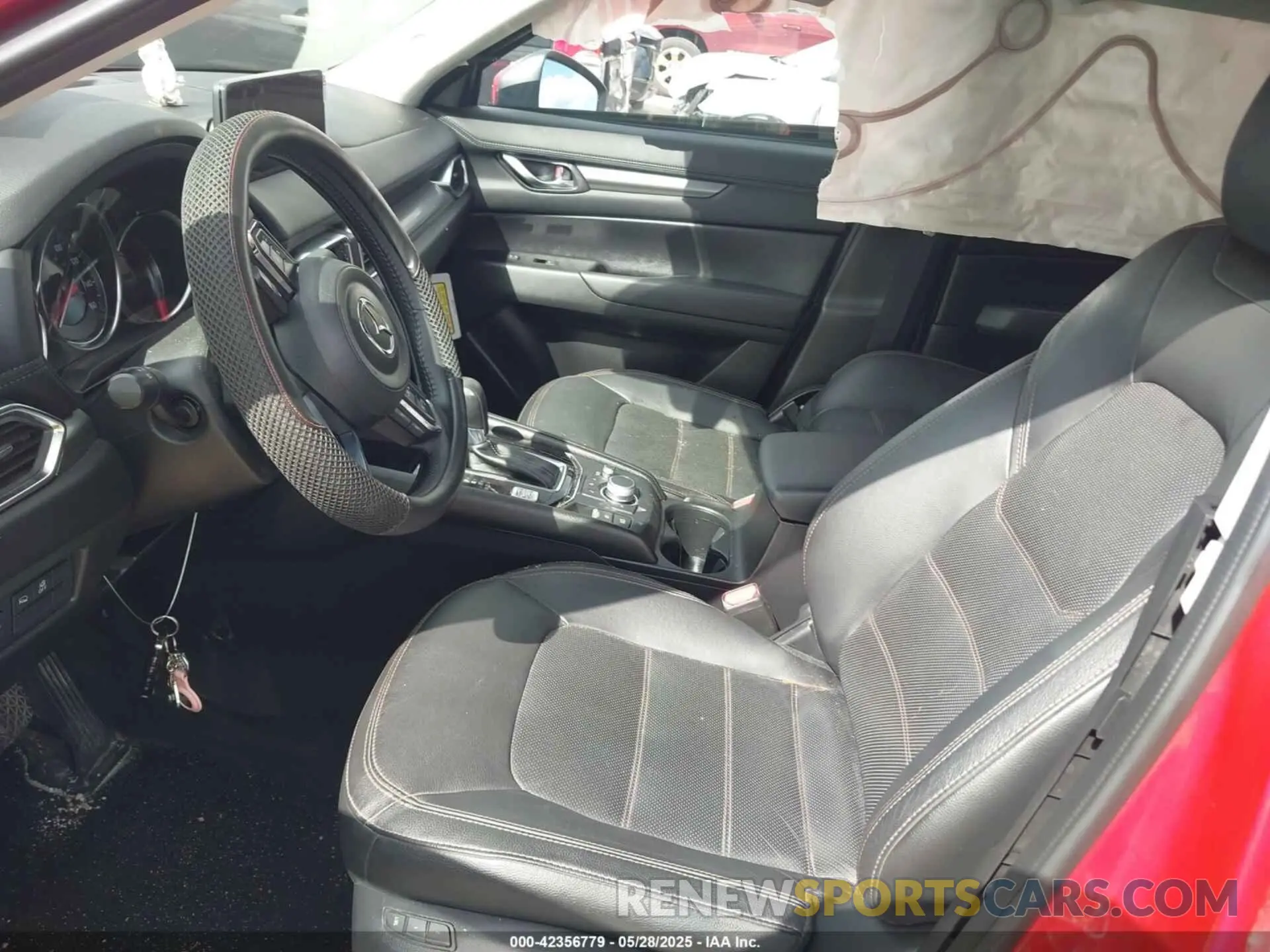 5 Photograph of a damaged car JM3KFBCM8P0256180 MAZDA CX-5 2023