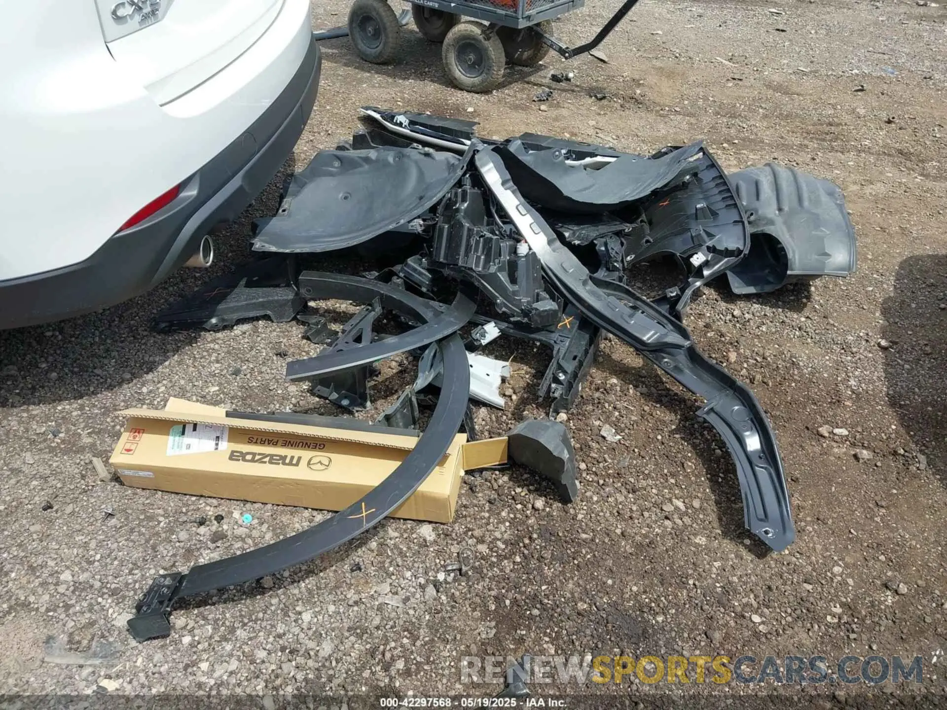 12 Photograph of a damaged car JM3KFBCM9P0167301 MAZDA CX-5 2023