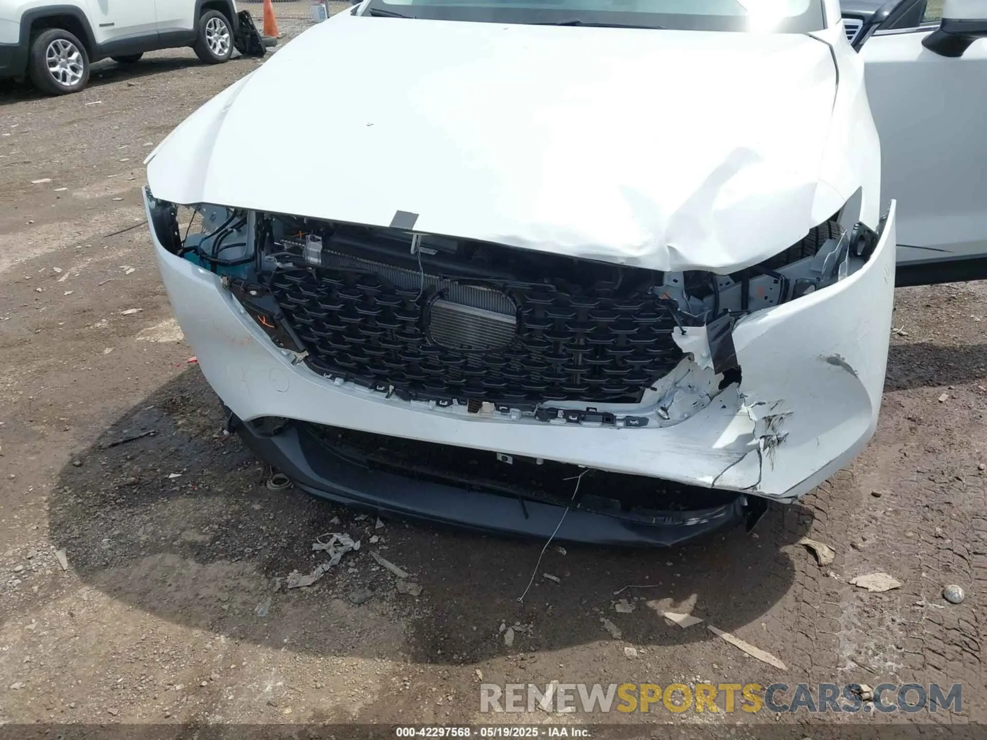 6 Photograph of a damaged car JM3KFBCM9P0167301 MAZDA CX-5 2023