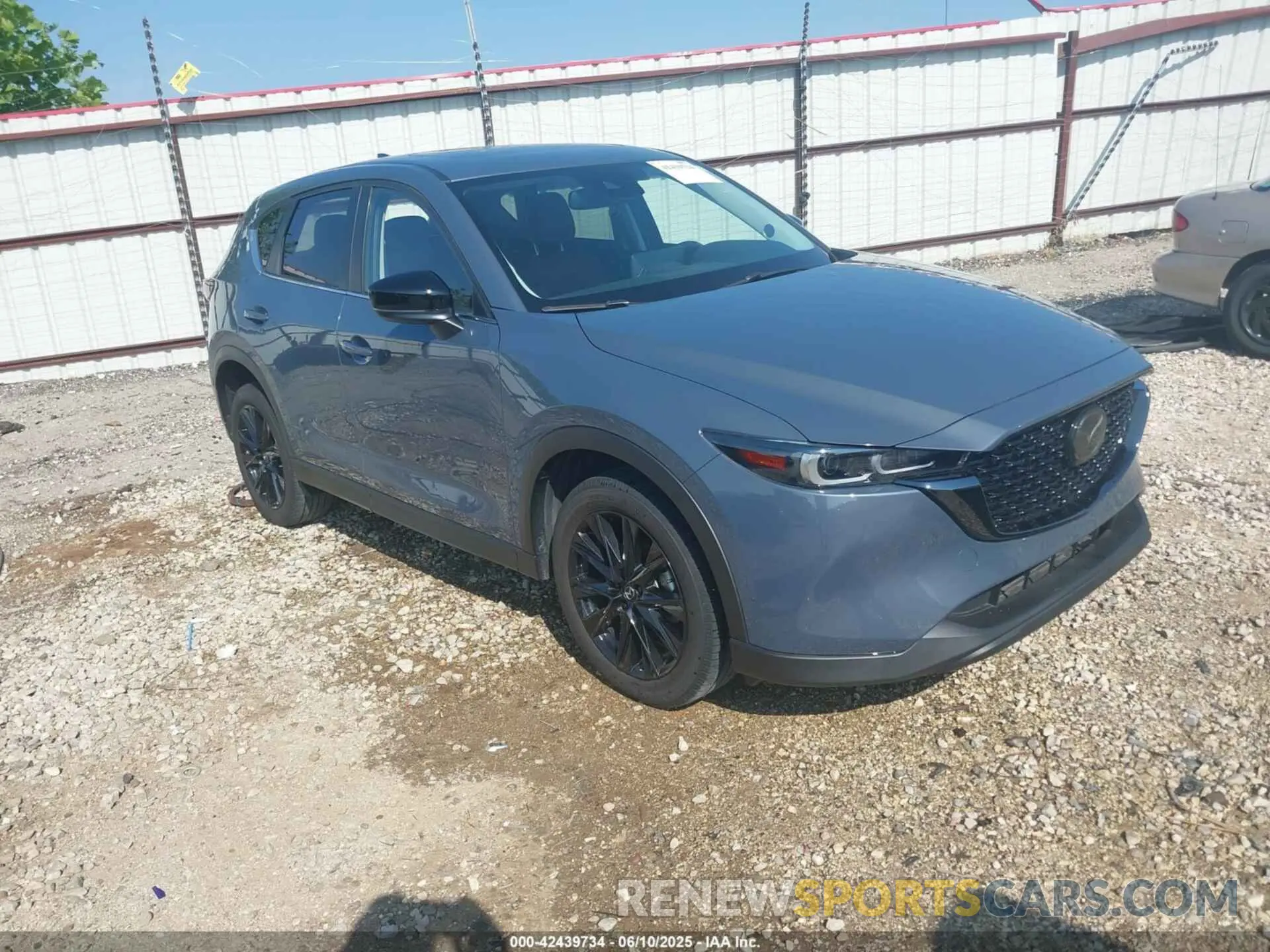 1 Photograph of a damaged car JM3KFBCM9P0211734 MAZDA CX-5 2023