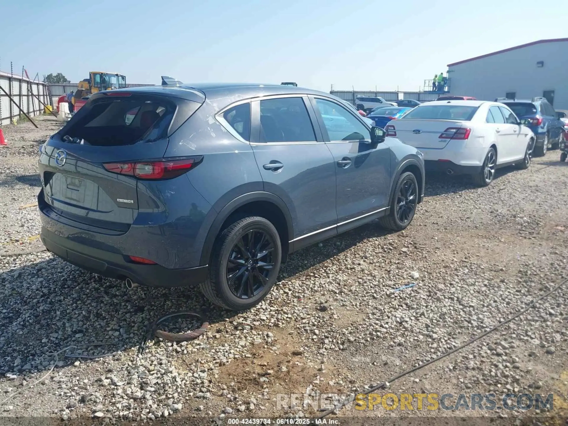 4 Photograph of a damaged car JM3KFBCM9P0211734 MAZDA CX-5 2023
