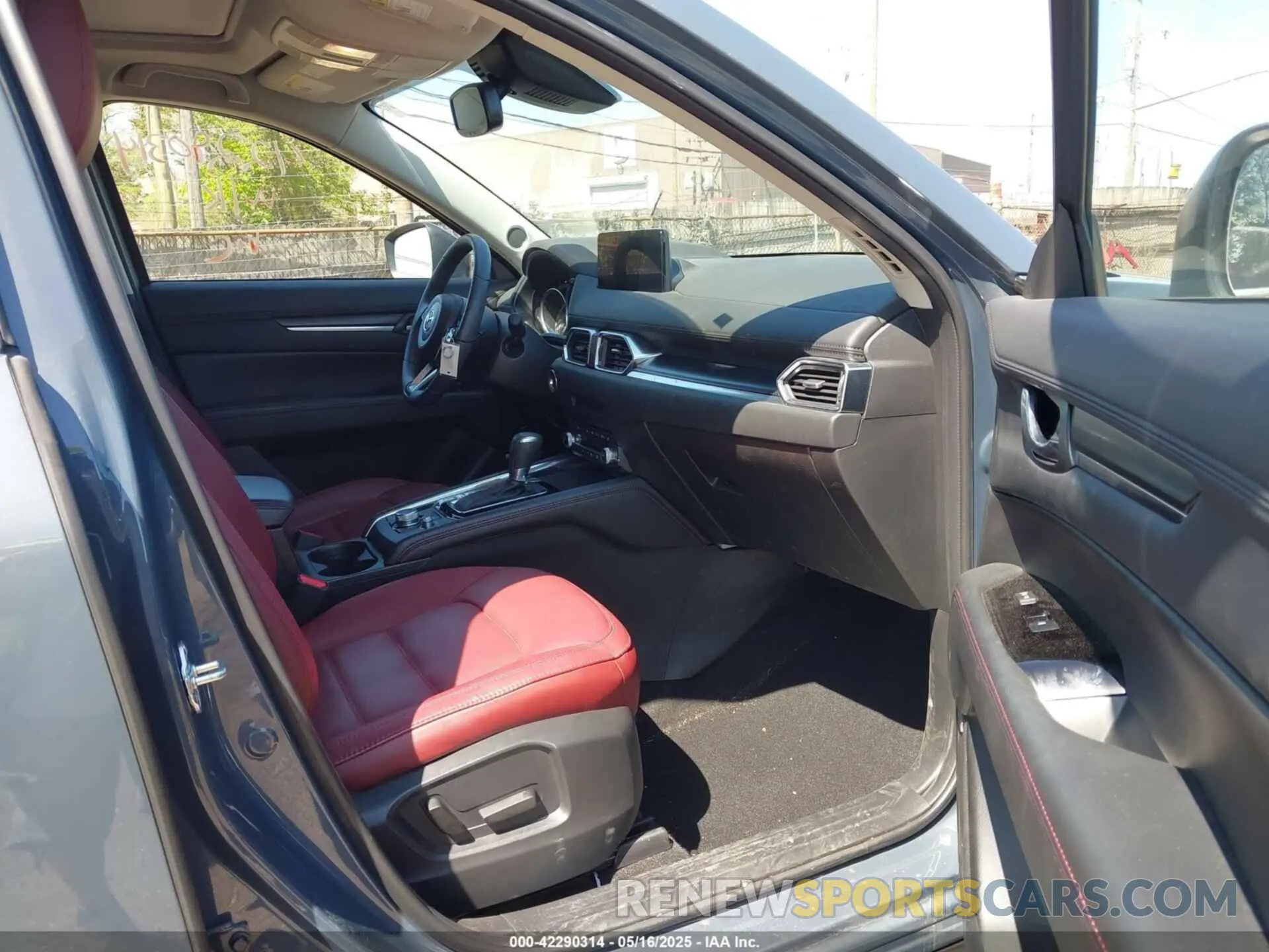 5 Photograph of a damaged car JM3KFBCM9P0253367 MAZDA CX-5 2023