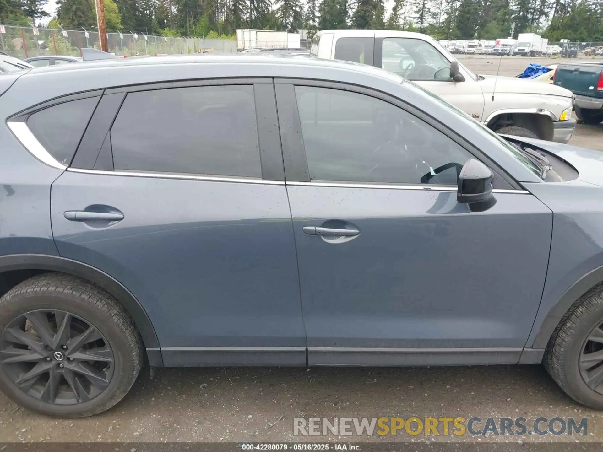 13 Photograph of a damaged car JM3KFBCM9P0266832 MAZDA CX-5 2023