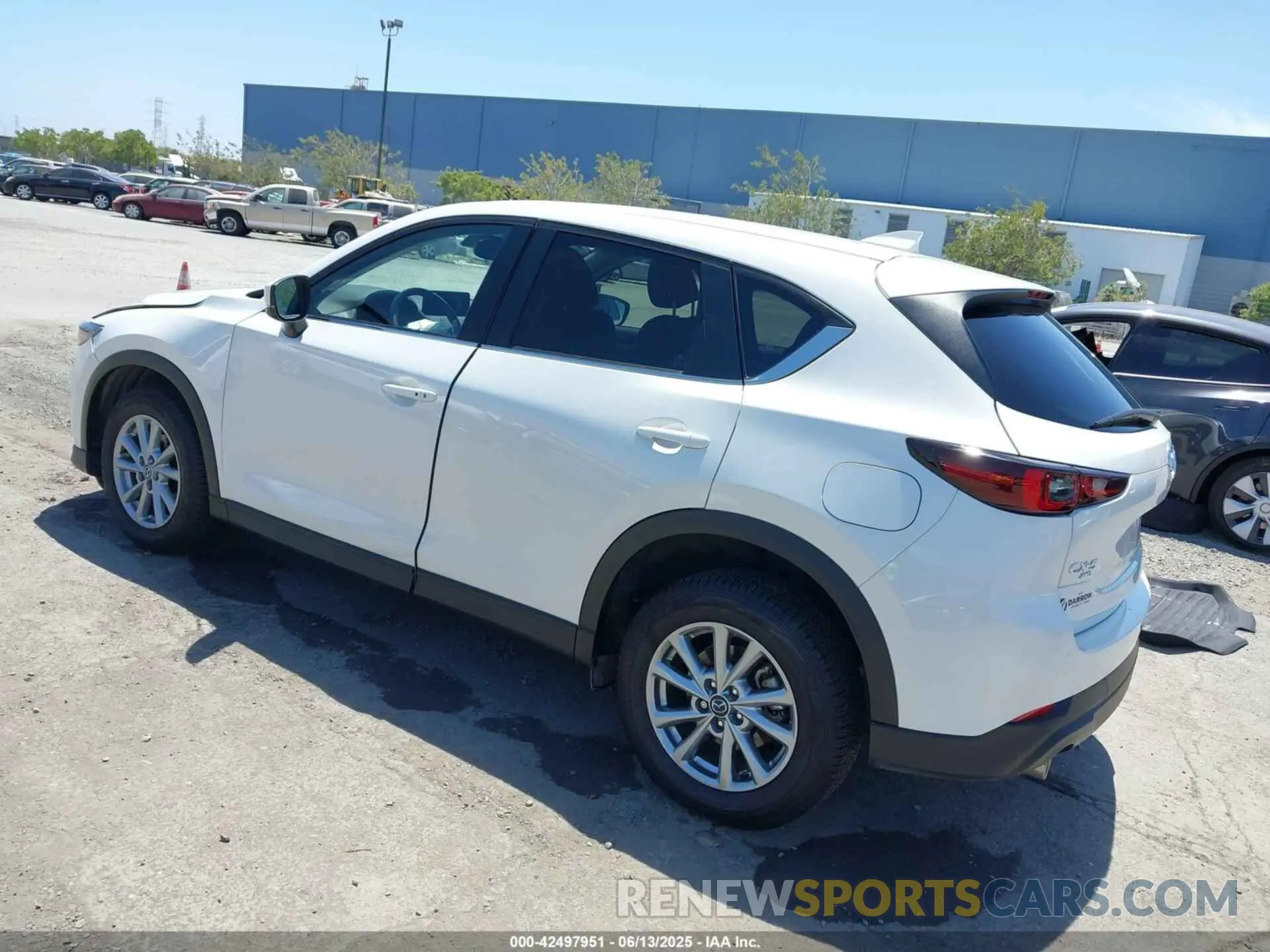 3 Photograph of a damaged car JM3KFBCM9P0286384 MAZDA CX-5 2023