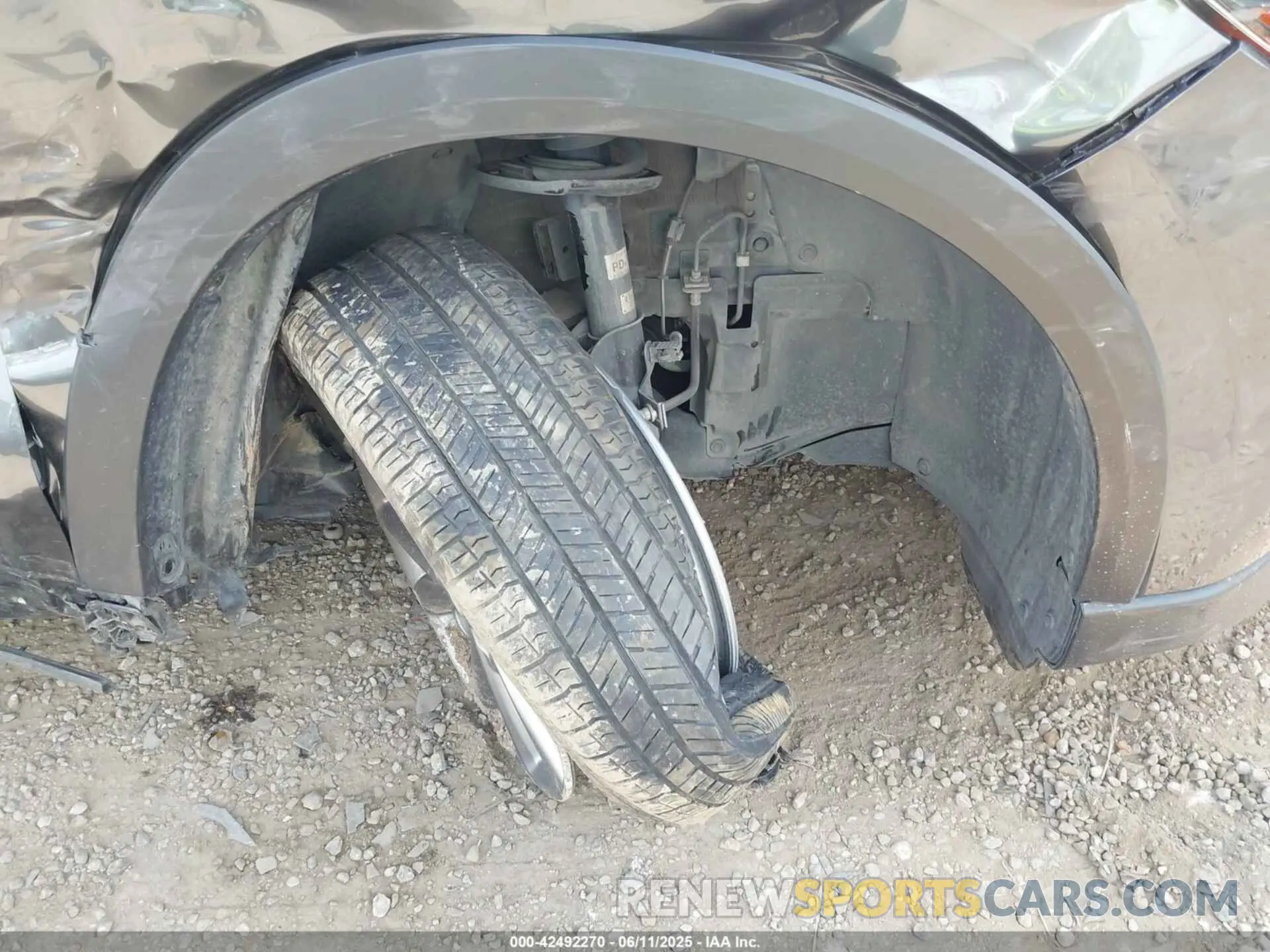 17 Photograph of a damaged car JM3KFBCMXP0124912 MAZDA CX-5 2023