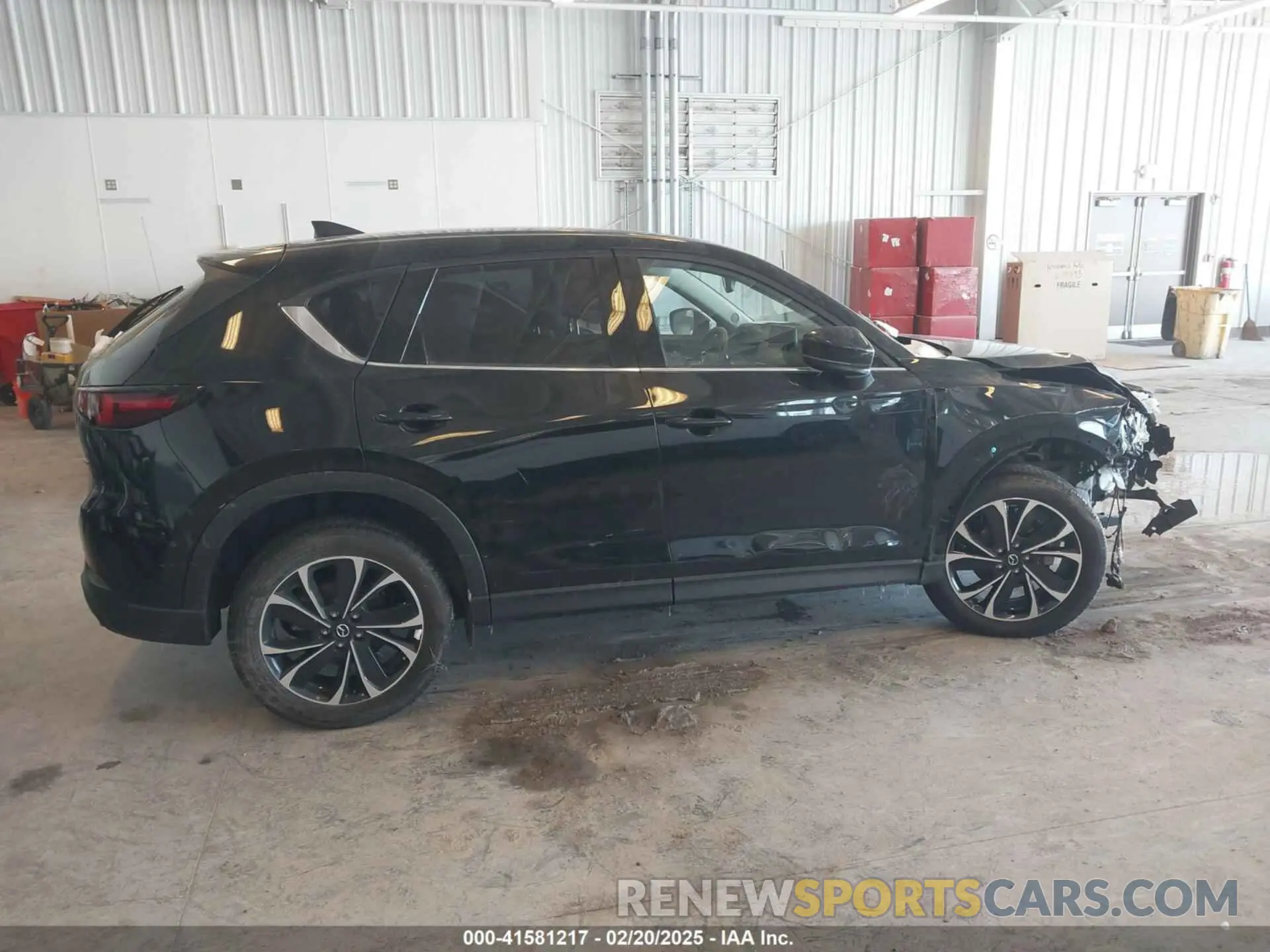 14 Photograph of a damaged car JM3KFBDM0P0119068 MAZDA CX-5 2023