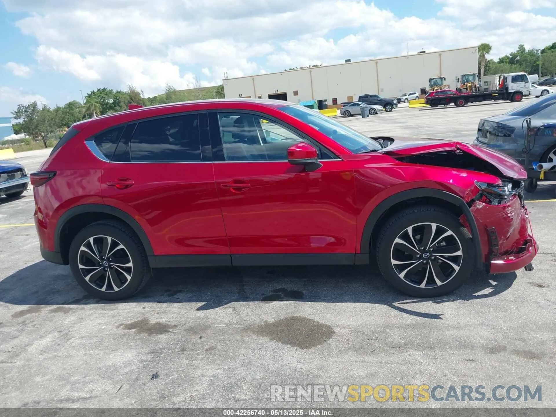 14 Photograph of a damaged car JM3KFBDM0P0219901 MAZDA CX-5 2023