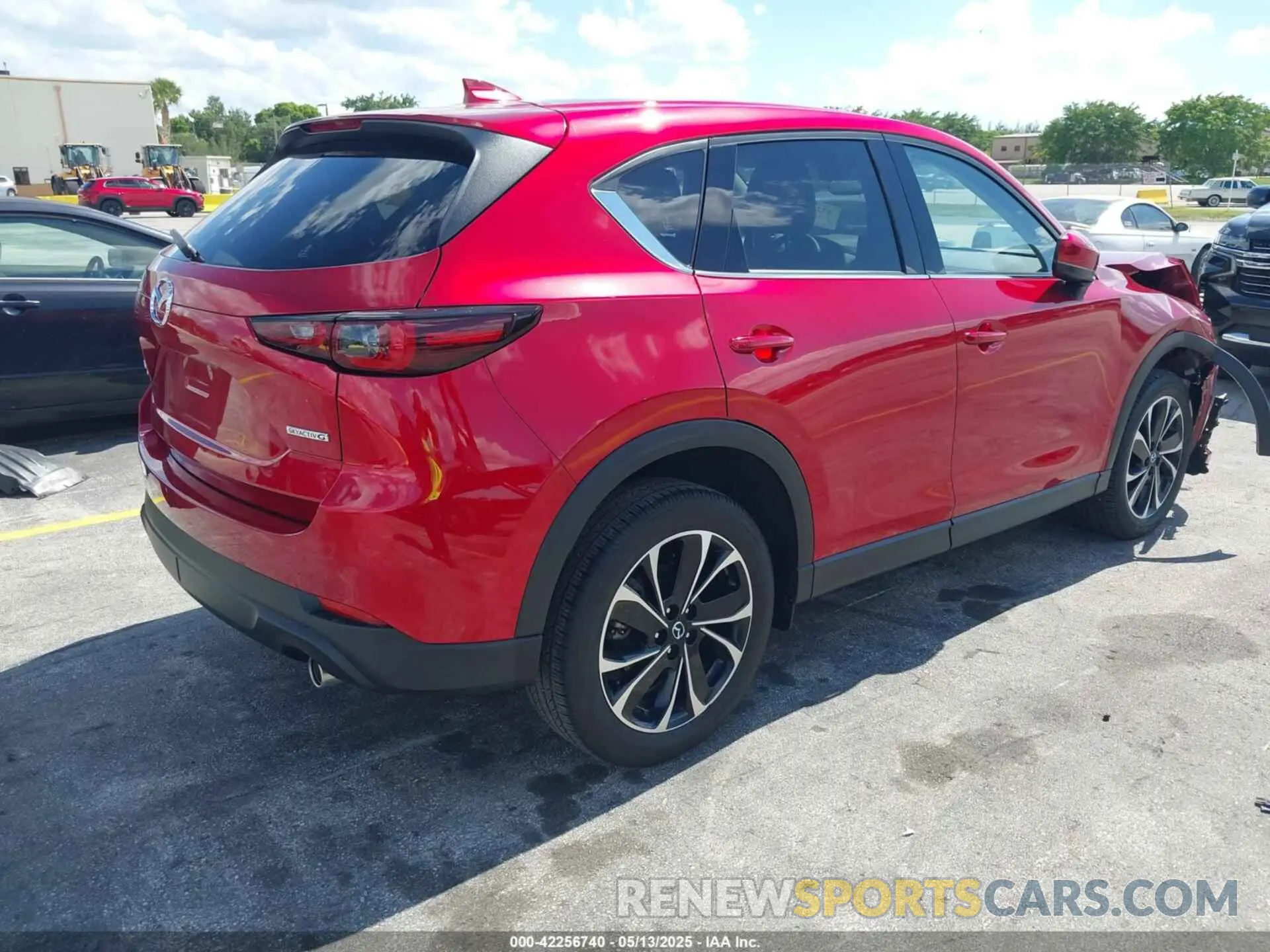 4 Photograph of a damaged car JM3KFBDM0P0219901 MAZDA CX-5 2023