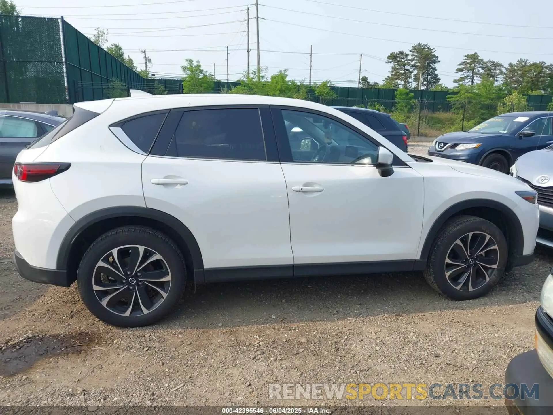 13 Photograph of a damaged car JM3KFBDM2P0204123 MAZDA CX-5 2023