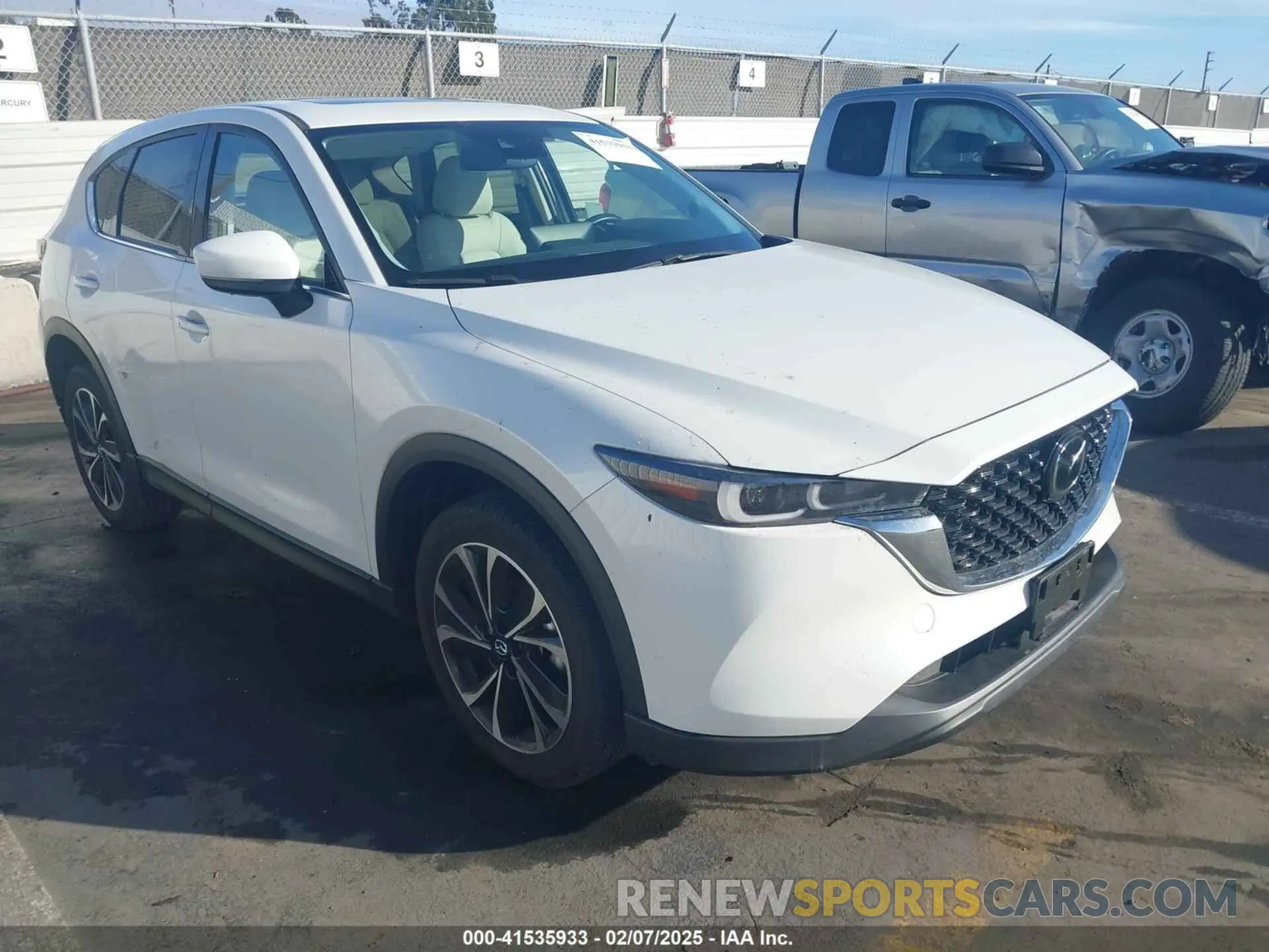 1 Photograph of a damaged car JM3KFBDM2P0283602 MAZDA CX-5 2023