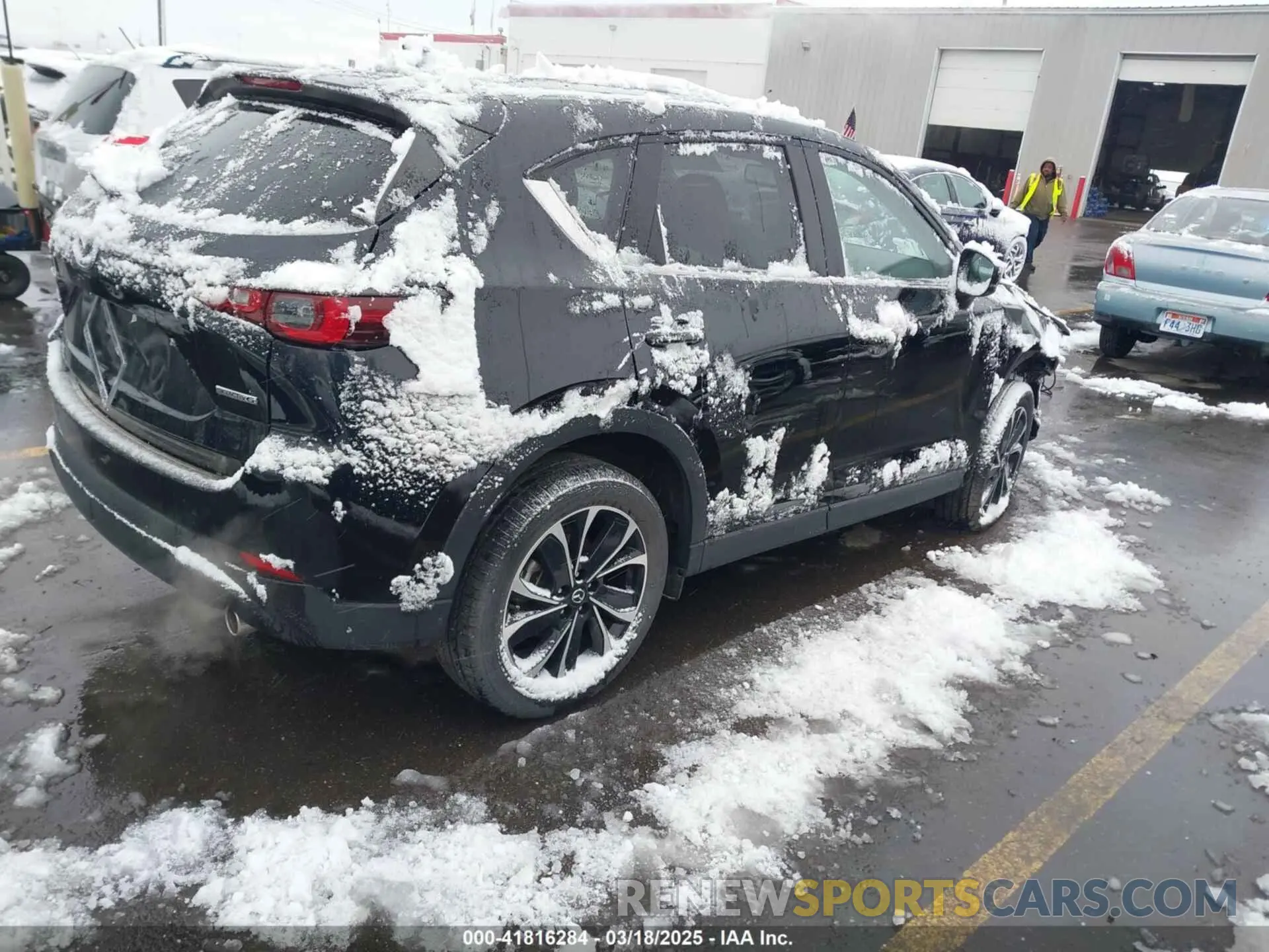4 Photograph of a damaged car JM3KFBDM3P0187963 MAZDA CX-5 2023