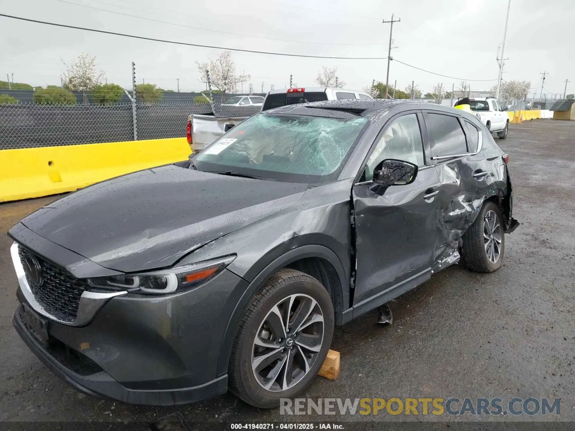 6 Photograph of a damaged car JM3KFBDM4P0174901 MAZDA CX-5 2023