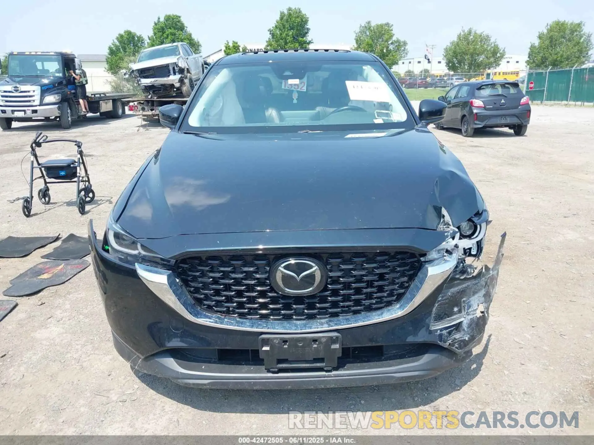 12 Photograph of a damaged car JM3KFBDM9P0101331 MAZDA CX-5 2023