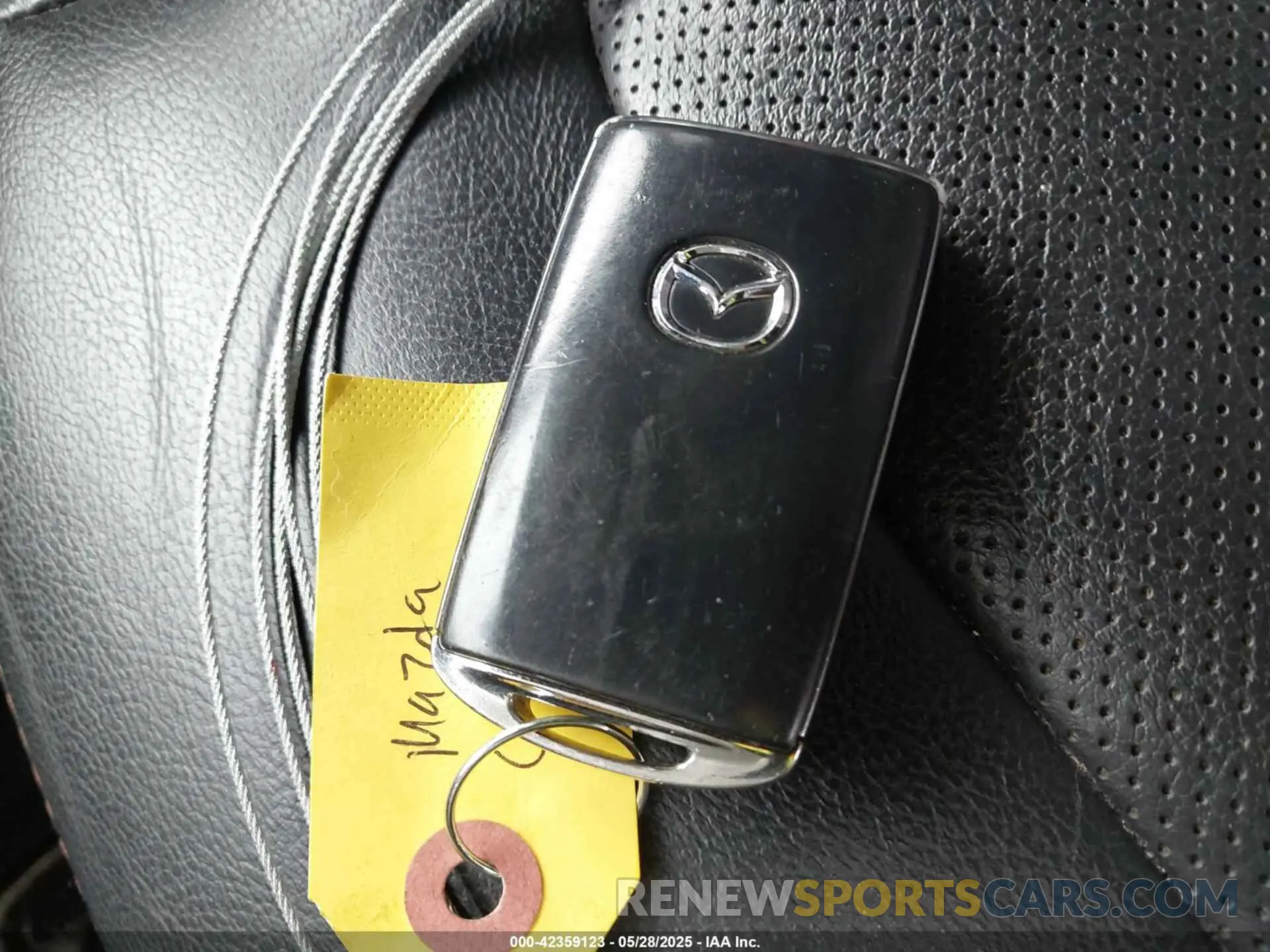11 Photograph of a damaged car JM3KFBDMXP0142955 MAZDA CX-5 2023