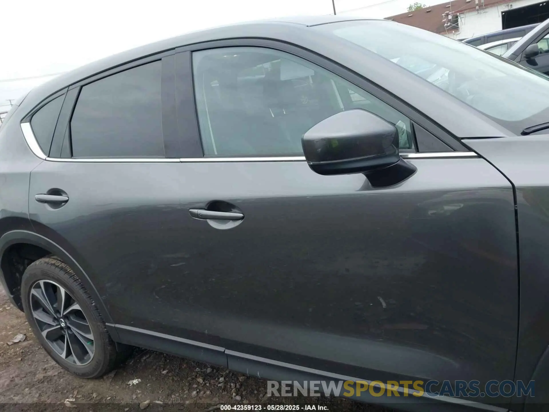 13 Photograph of a damaged car JM3KFBDMXP0142955 MAZDA CX-5 2023