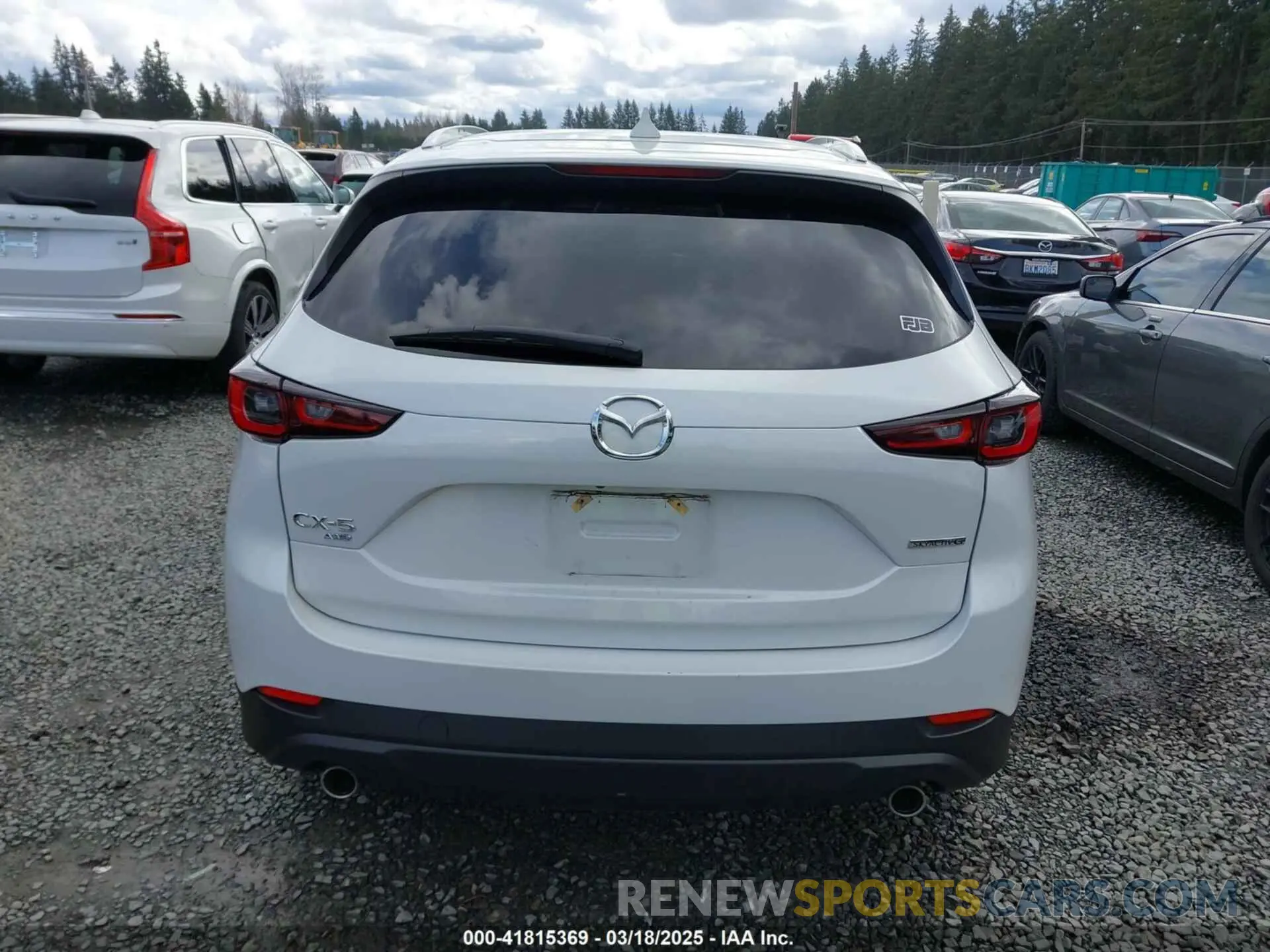 17 Photograph of a damaged car JM3KFBEM3P0236481 MAZDA CX-5 2023