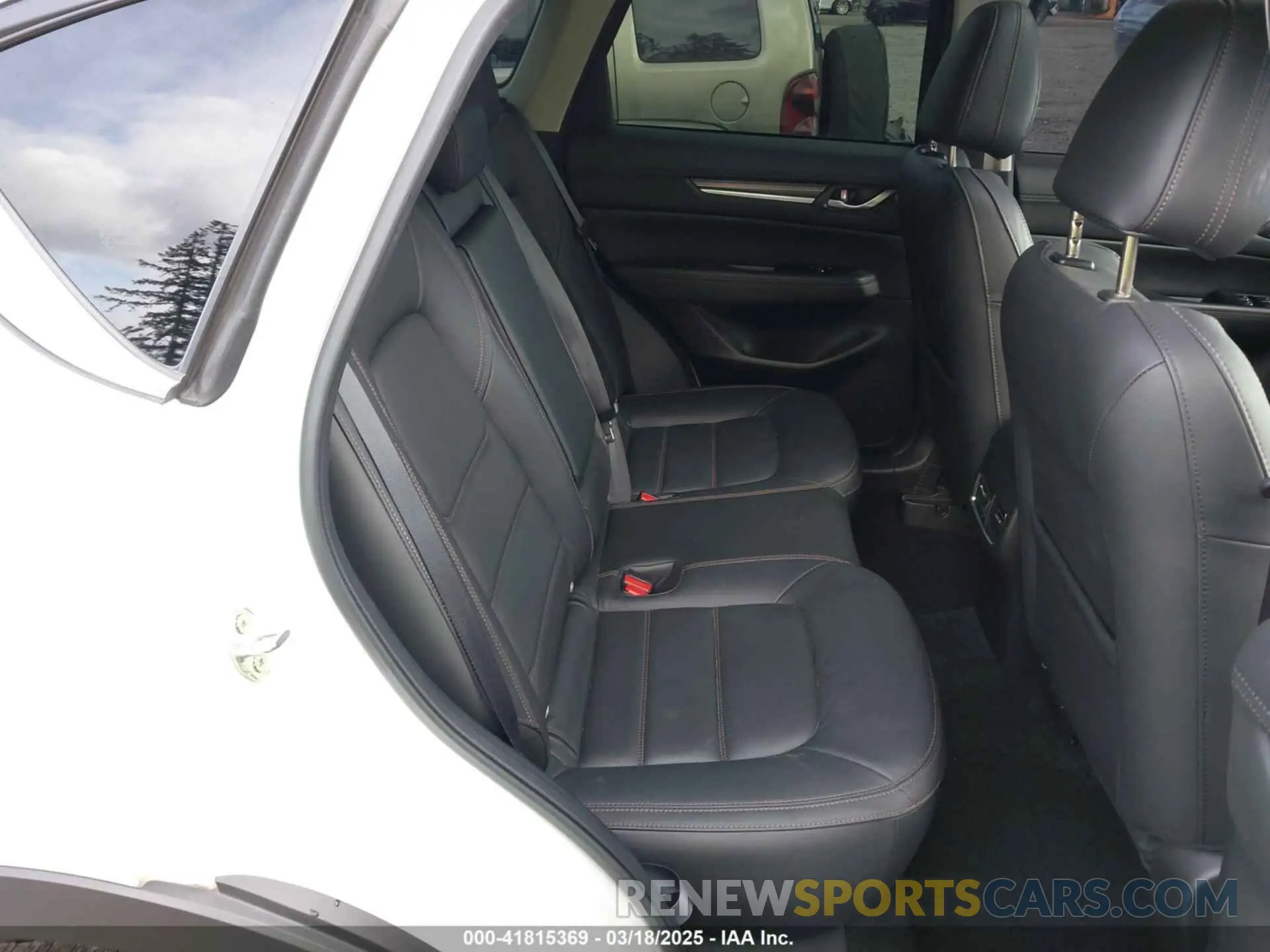 8 Photograph of a damaged car JM3KFBEM3P0236481 MAZDA CX-5 2023