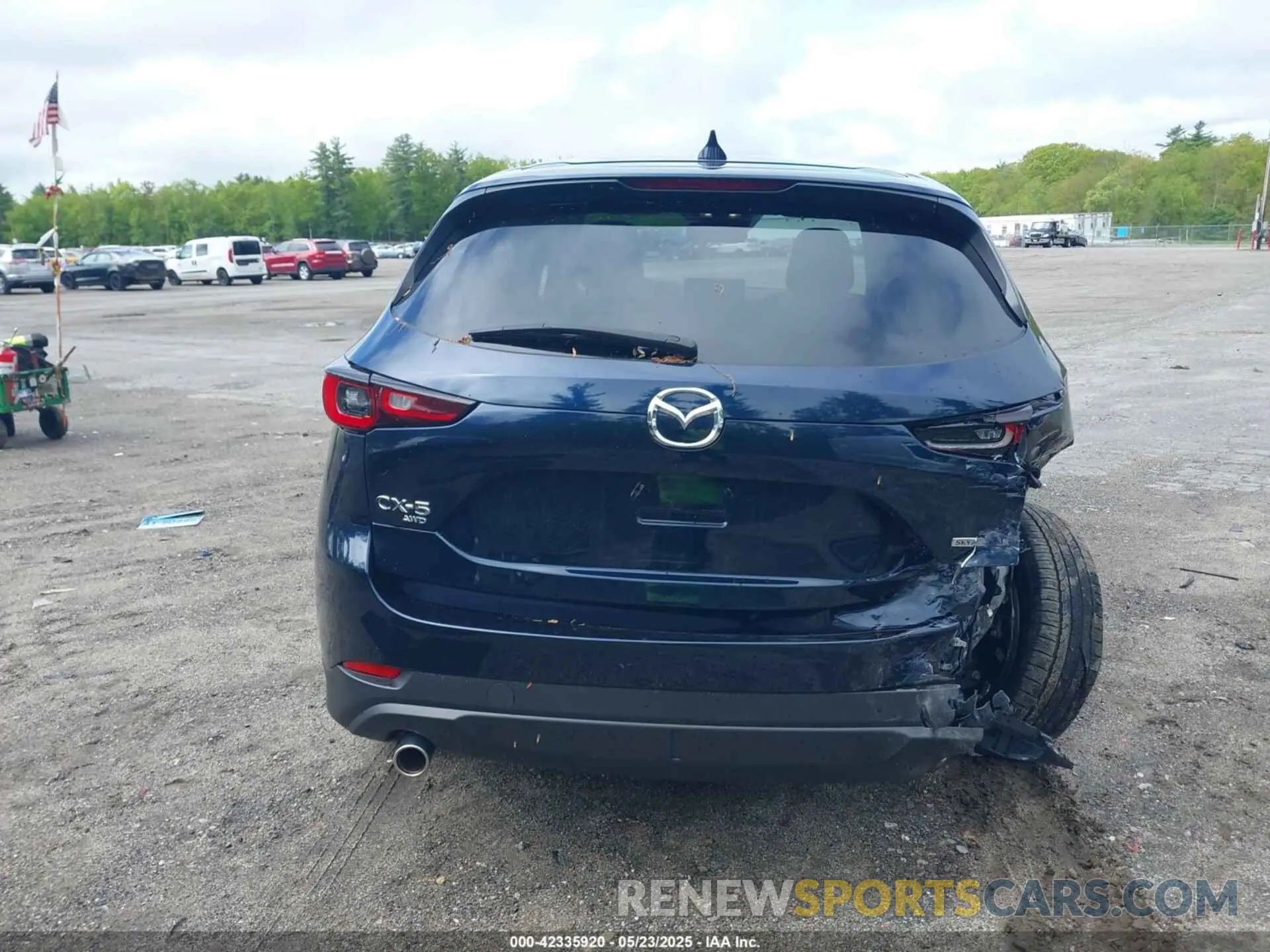 17 Photograph of a damaged car JM3KFBEM5P0203255 MAZDA CX-5 2023