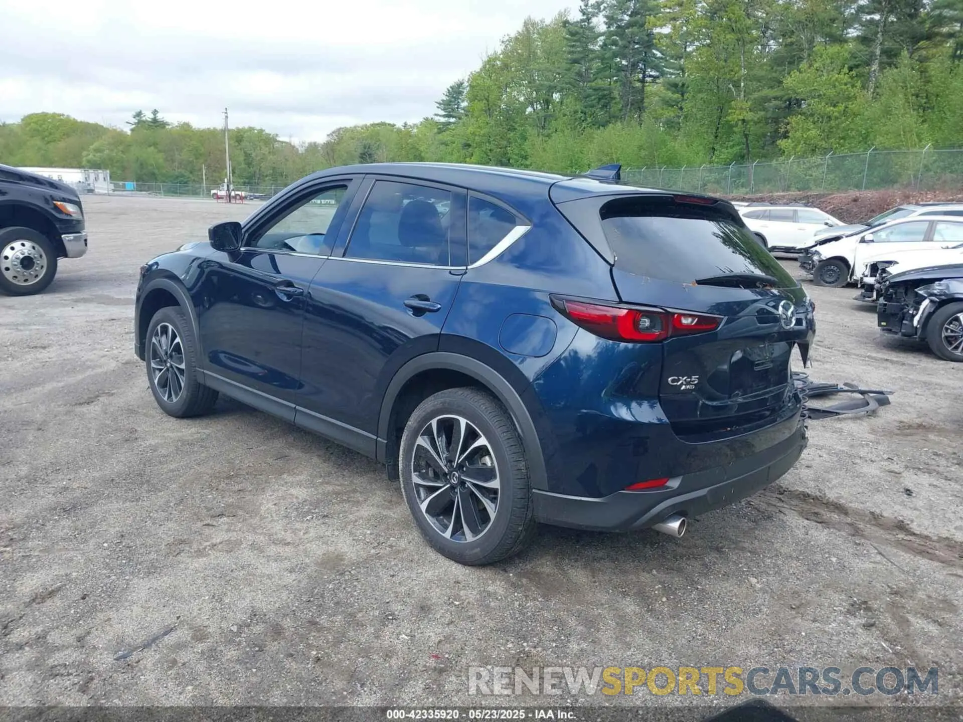 3 Photograph of a damaged car JM3KFBEM5P0203255 MAZDA CX-5 2023