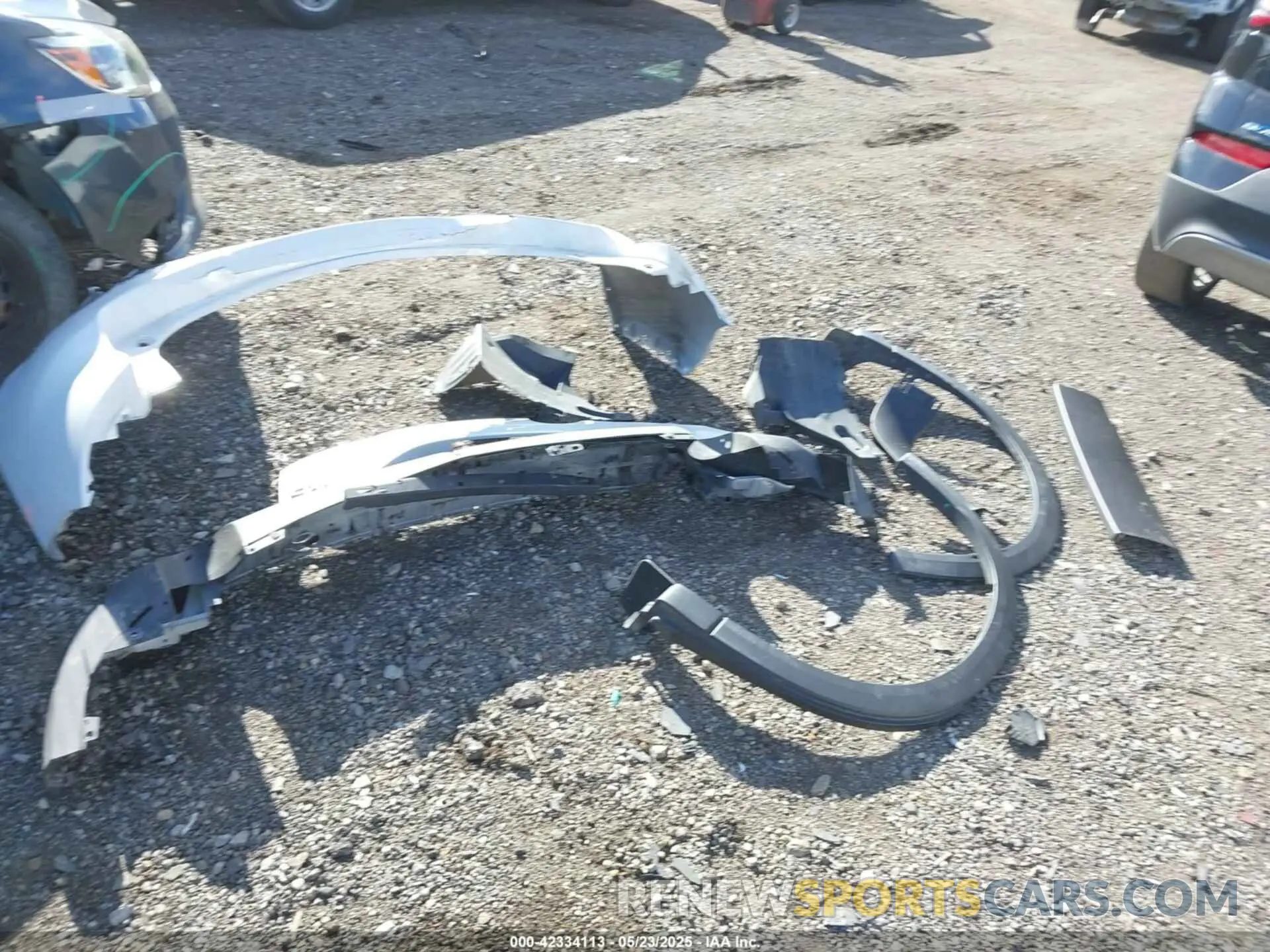 18 Photograph of a damaged car JM3KFBEM7P0119504 MAZDA CX-5 2023