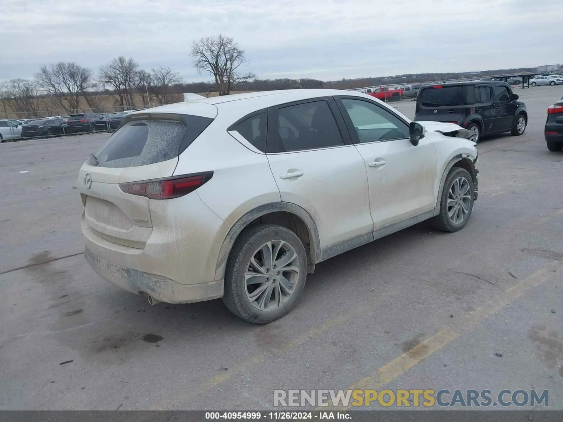 4 Photograph of a damaged car JM3KFBEMXP0103278 MAZDA CX-5 2023