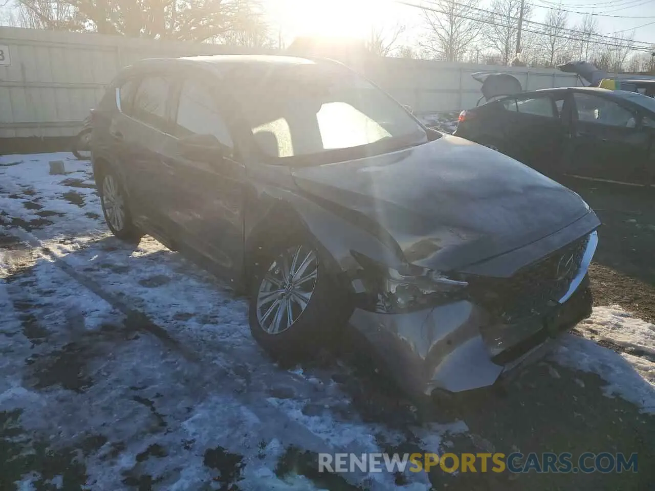 4 Photograph of a damaged car JM3KFBXY8P0258573 MAZDA CX-5 2023