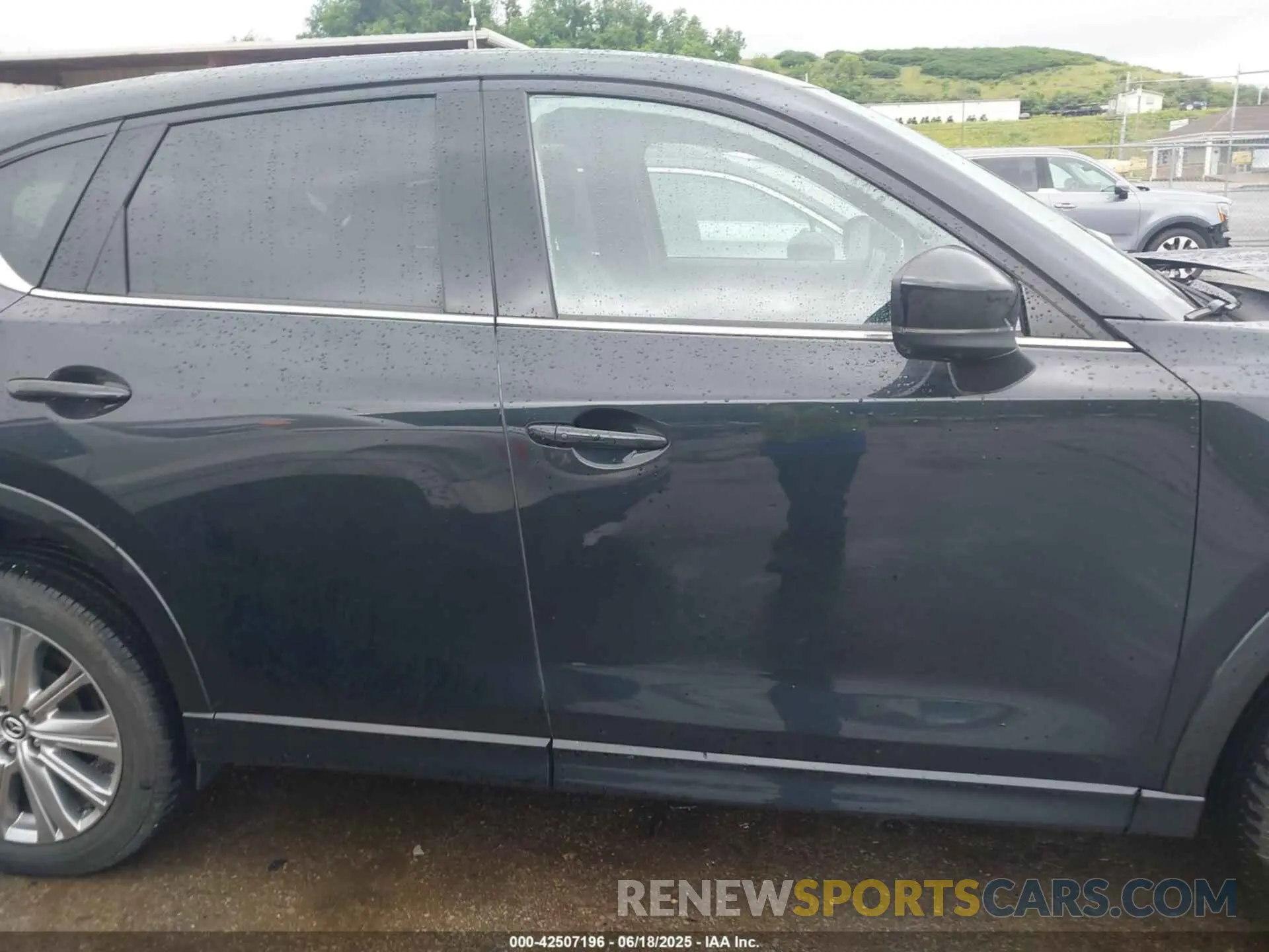 14 Photograph of a damaged car JM3KFBXYXP0126818 MAZDA CX-5 2023