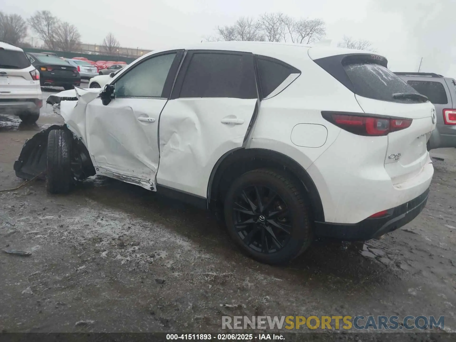 3 Photograph of a damaged car JM3KFBAY4R0521878 MAZDA CX-5 2024