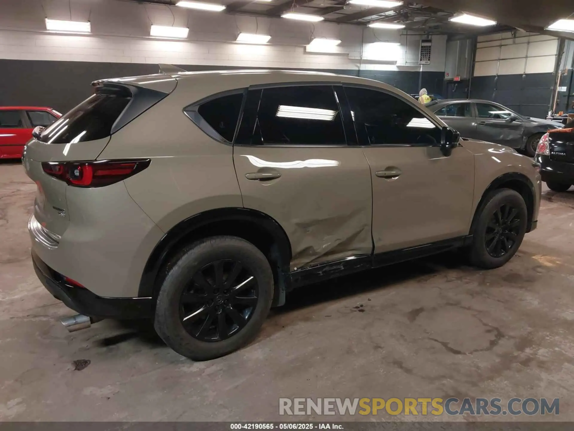 4 Photograph of a damaged car JM3KFBAY9R0424756 MAZDA CX-5 2024