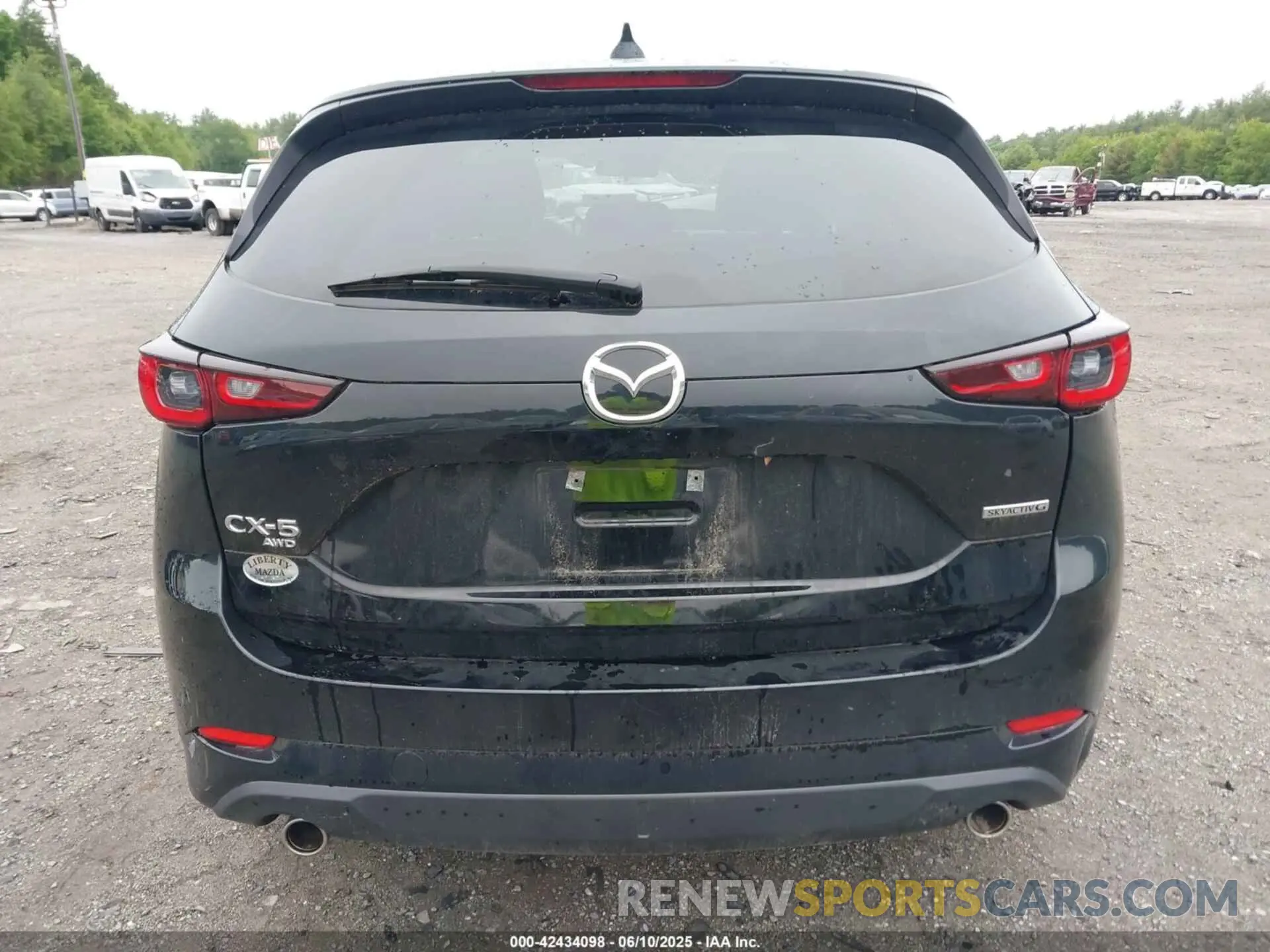 16 Photograph of a damaged car JM3KFBBL0R0468695 MAZDA CX-5 2024