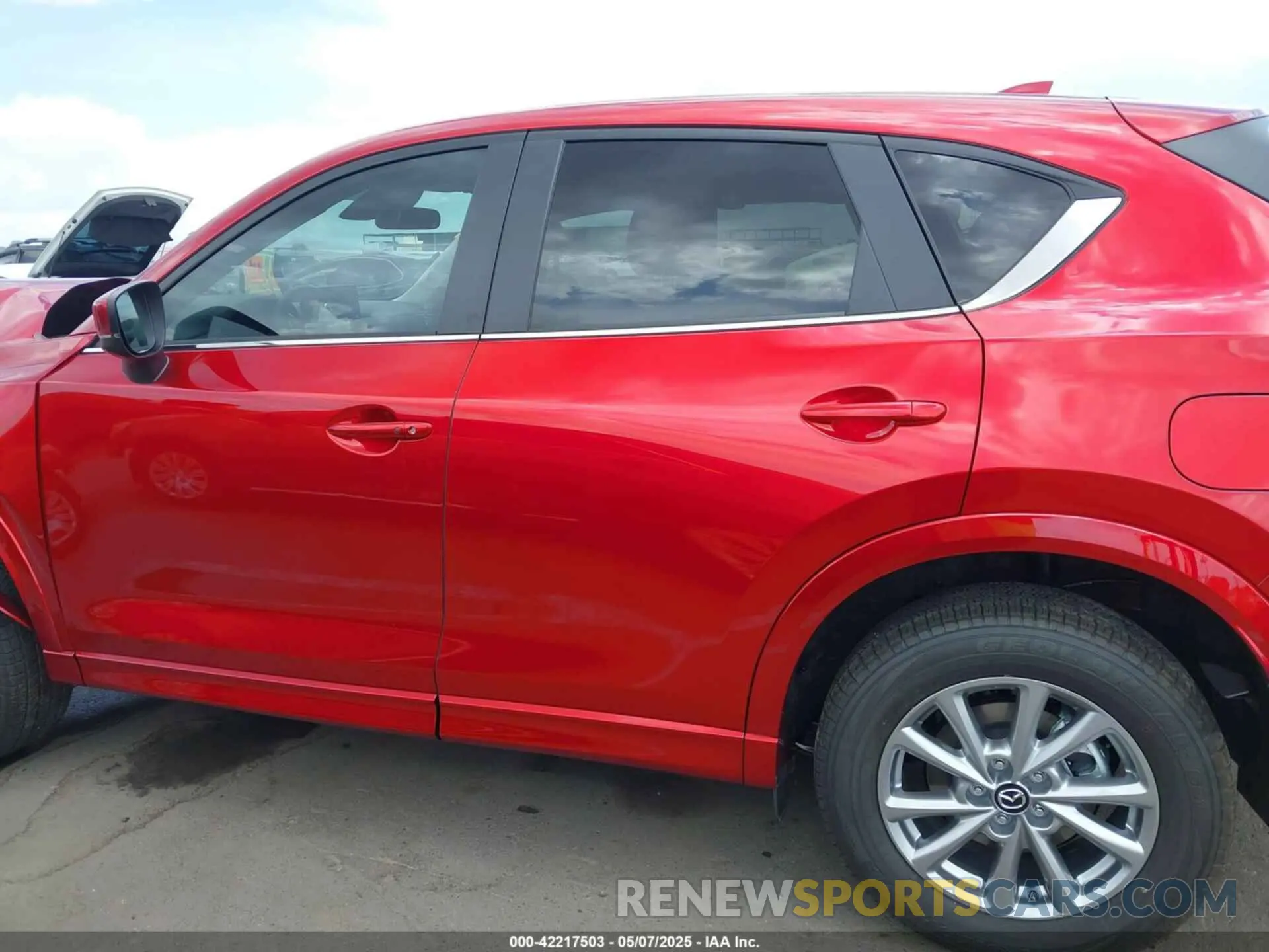 14 Photograph of a damaged car JM3KFBBL0R0531830 MAZDA CX-5 2024