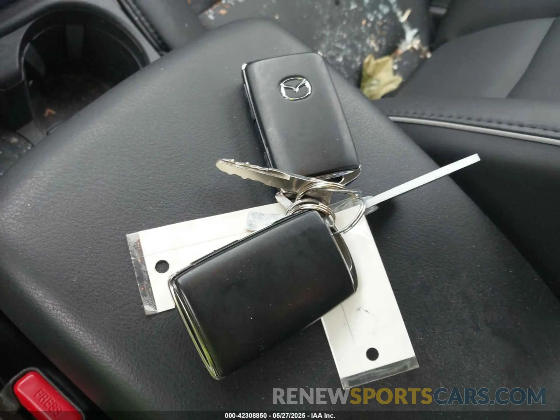 11 Photograph of a damaged car JM3KFBBL1R0498319 MAZDA CX-5 2024