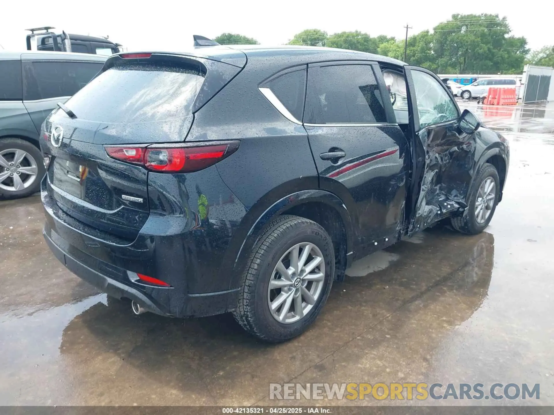 4 Photograph of a damaged car JM3KFBBL2R0532106 MAZDA CX-5 2024