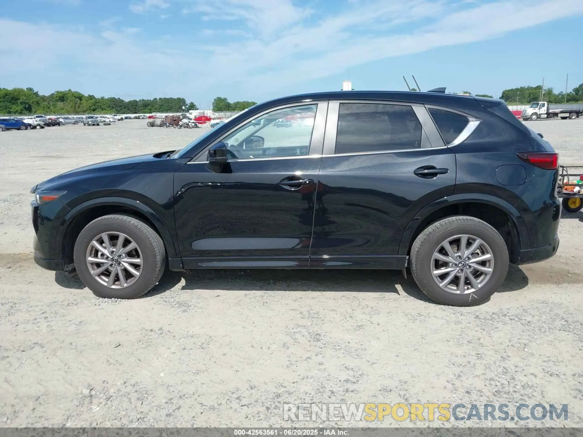 14 Photograph of a damaged car JM3KFBBL3R0502158 MAZDA CX-5 2024