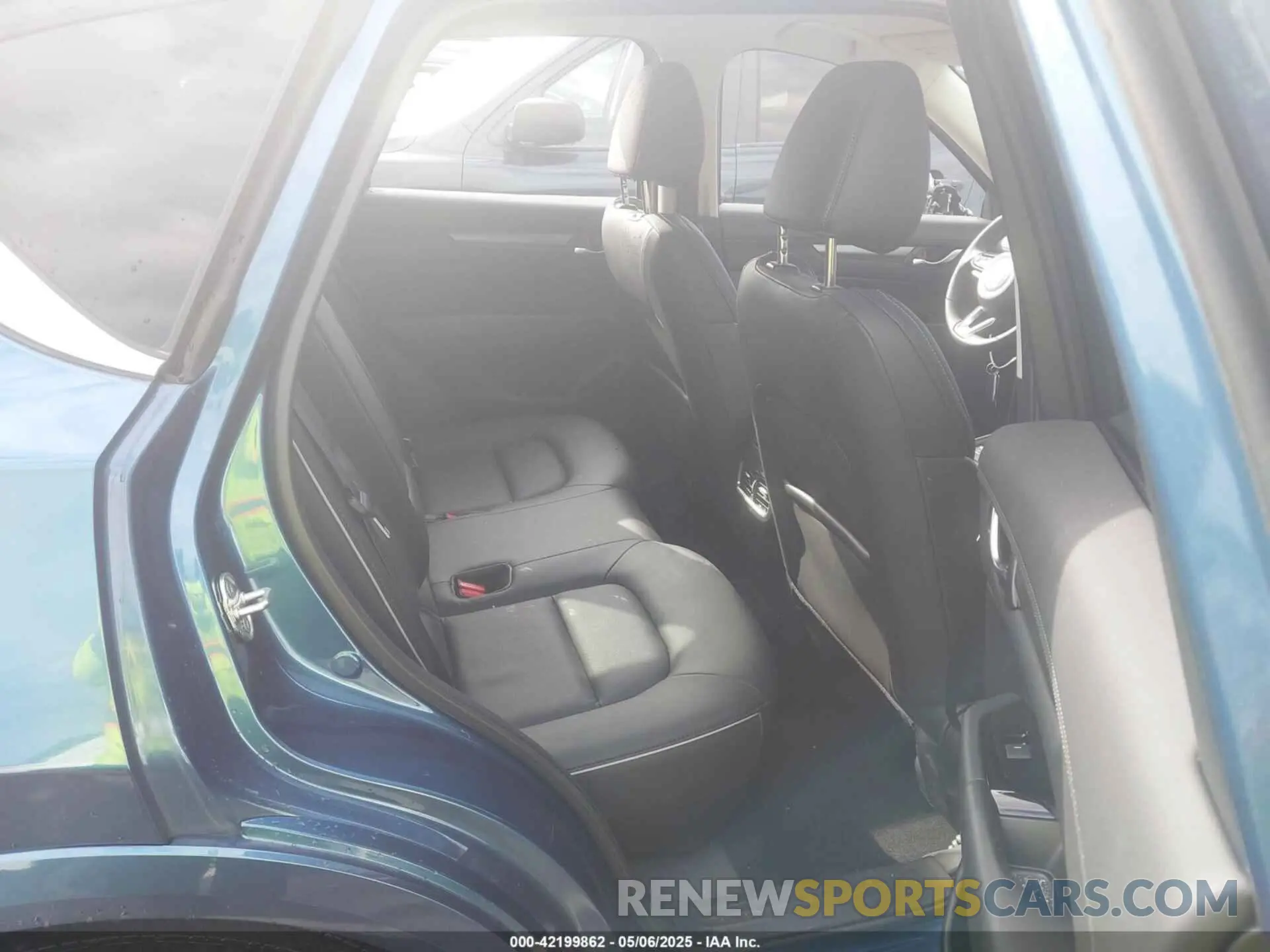 8 Photograph of a damaged car JM3KFBBL5R0474587 MAZDA CX-5 2024