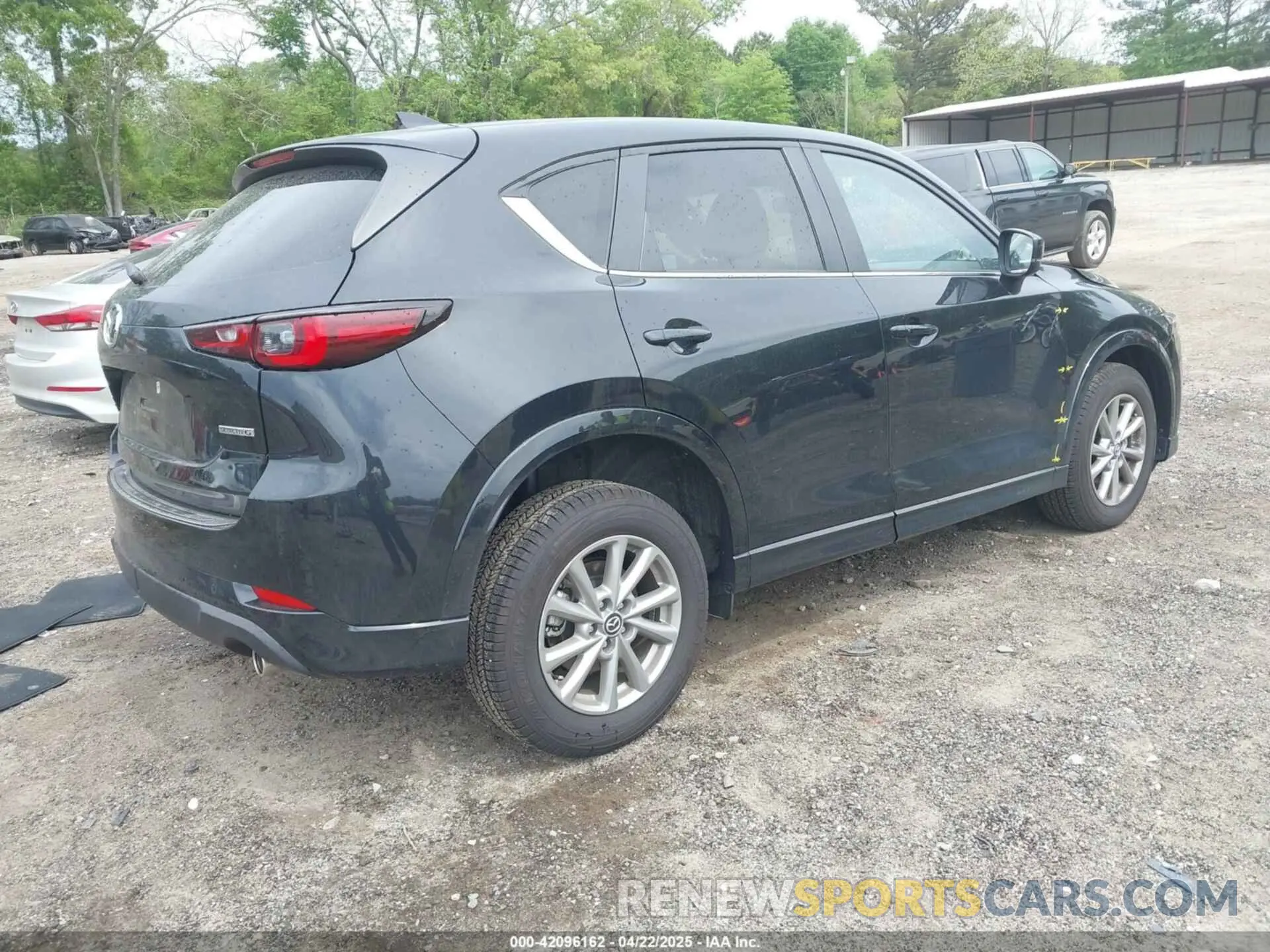 4 Photograph of a damaged car JM3KFBBL5R0475545 MAZDA CX-5 2024