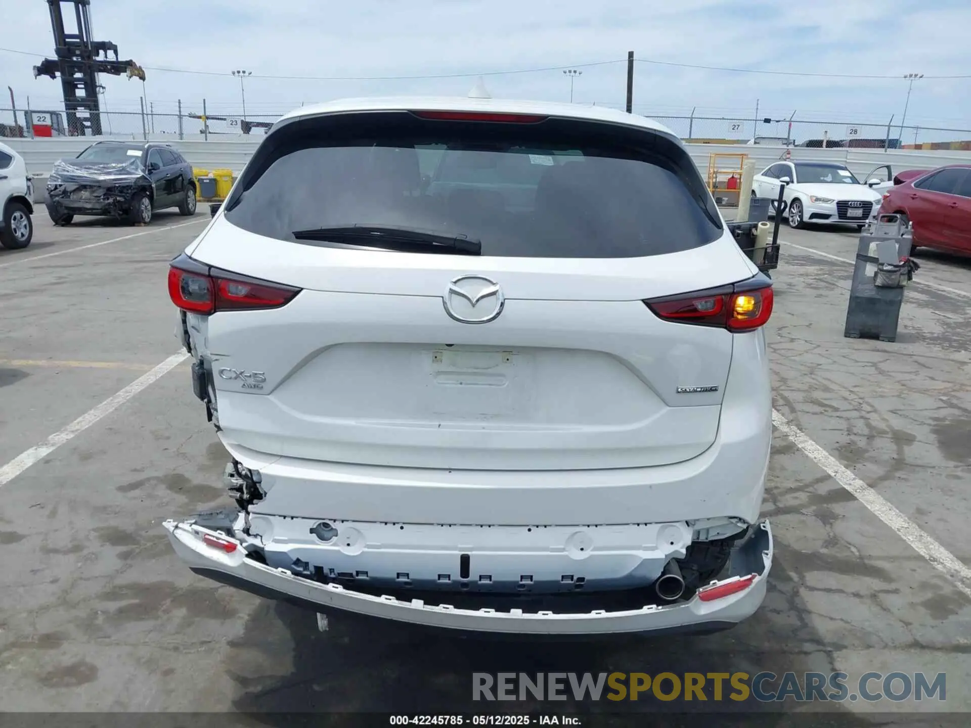 17 Photograph of a damaged car JM3KFBBL5R0489364 MAZDA CX-5 2024