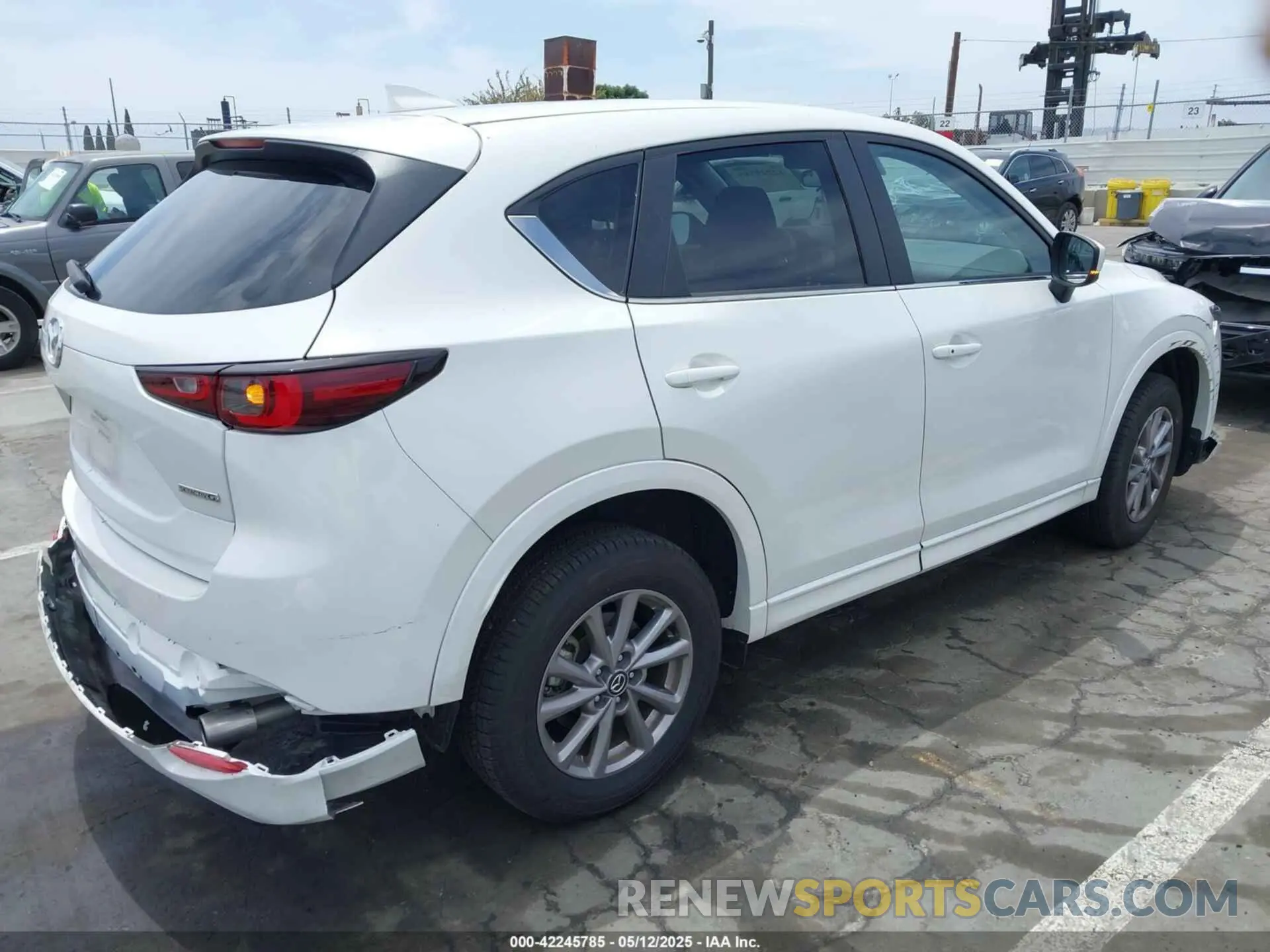 4 Photograph of a damaged car JM3KFBBL5R0489364 MAZDA CX-5 2024