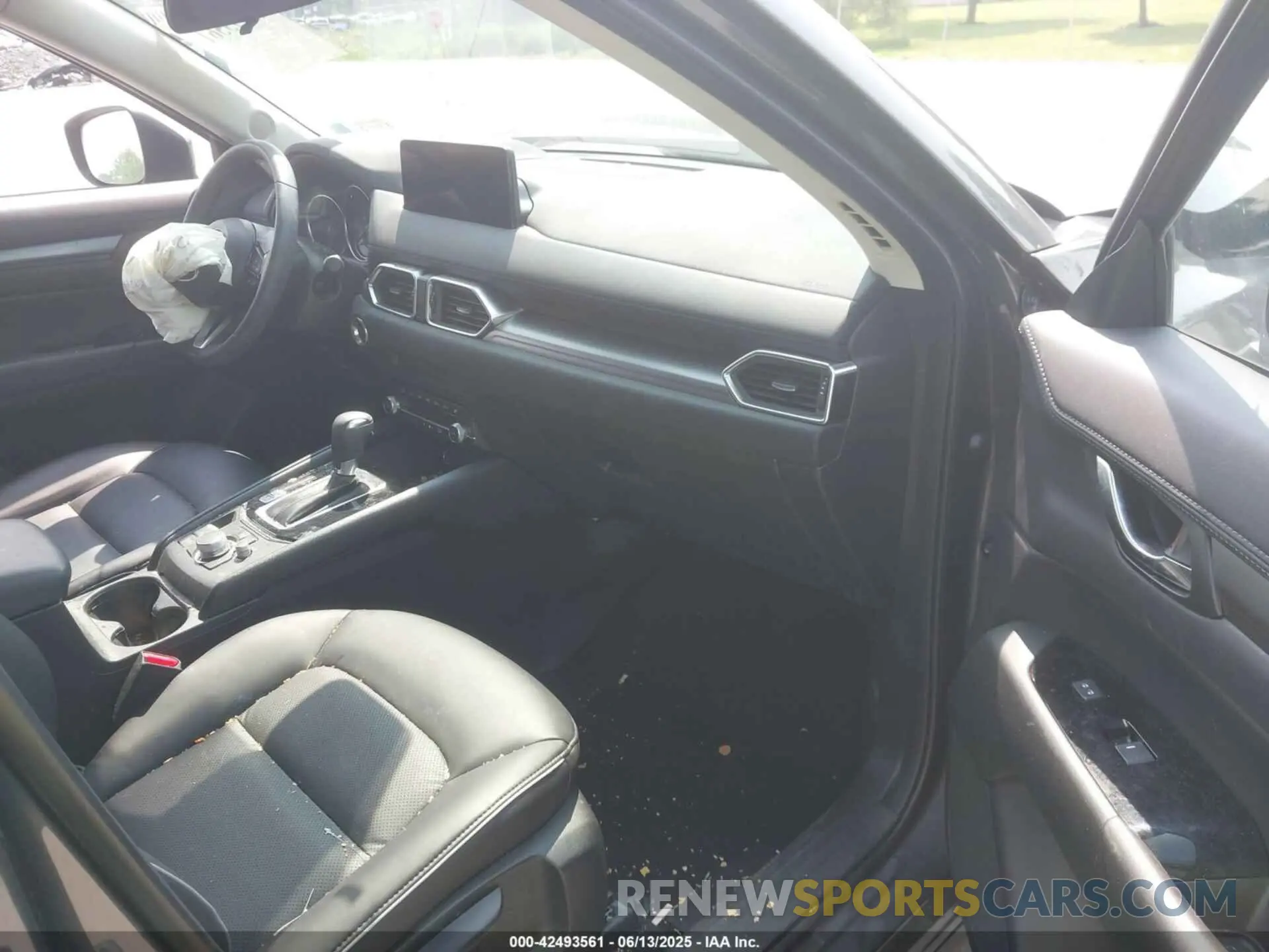 5 Photograph of a damaged car JM3KFBBL6R0404094 MAZDA CX-5 2024