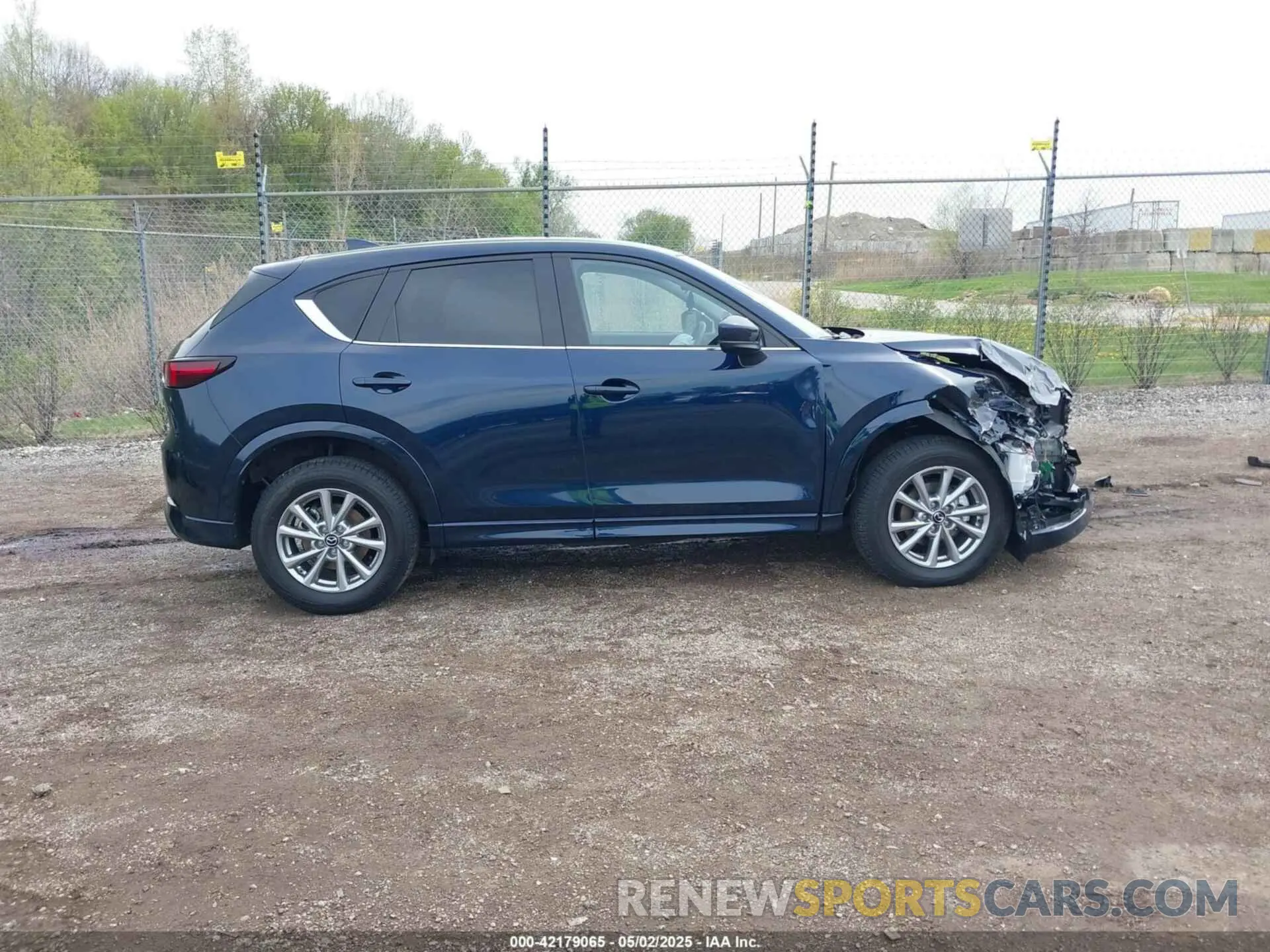 13 Photograph of a damaged car JM3KFBBL6R0466272 MAZDA CX-5 2024
